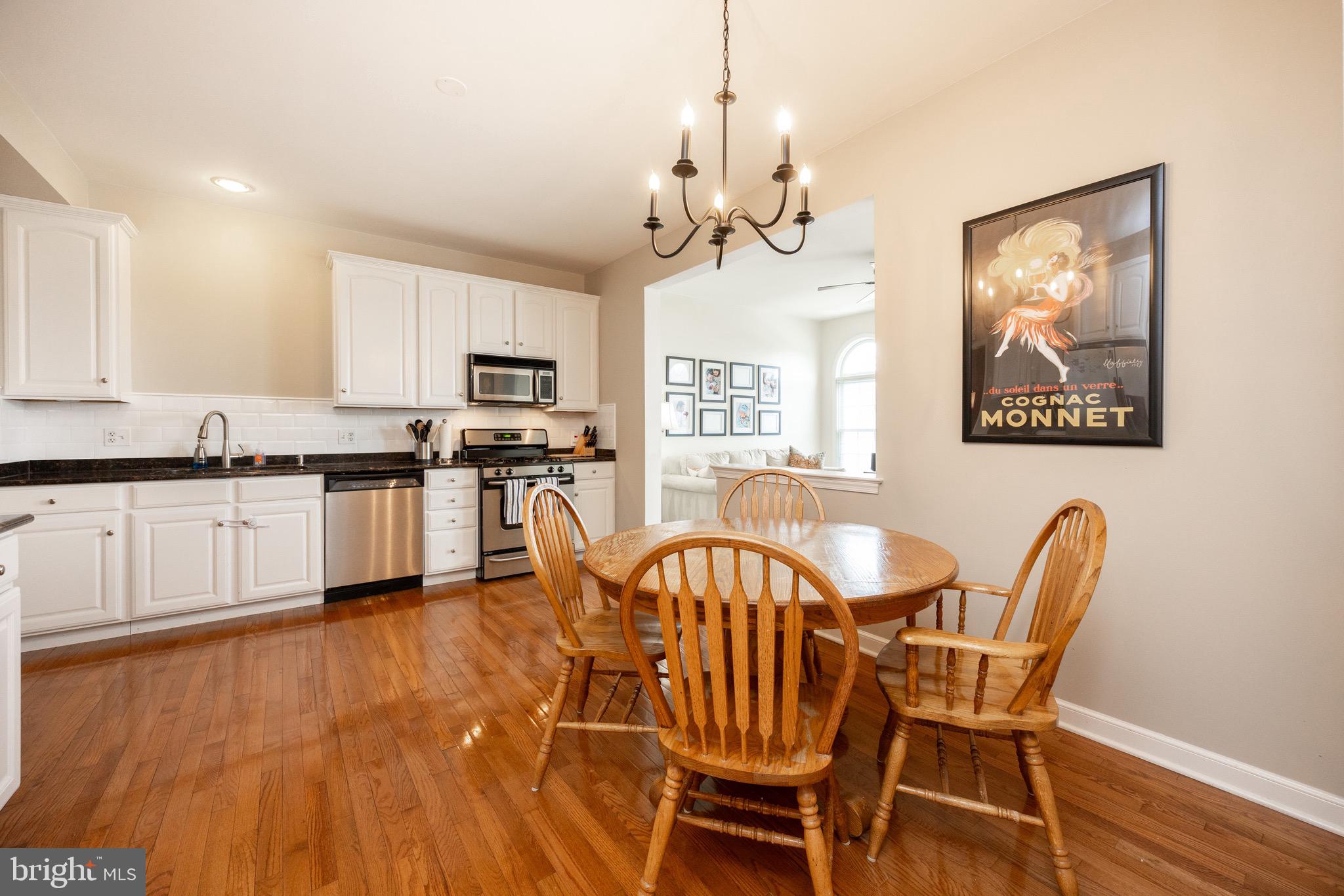 LIBERTY SQUARE - Residential