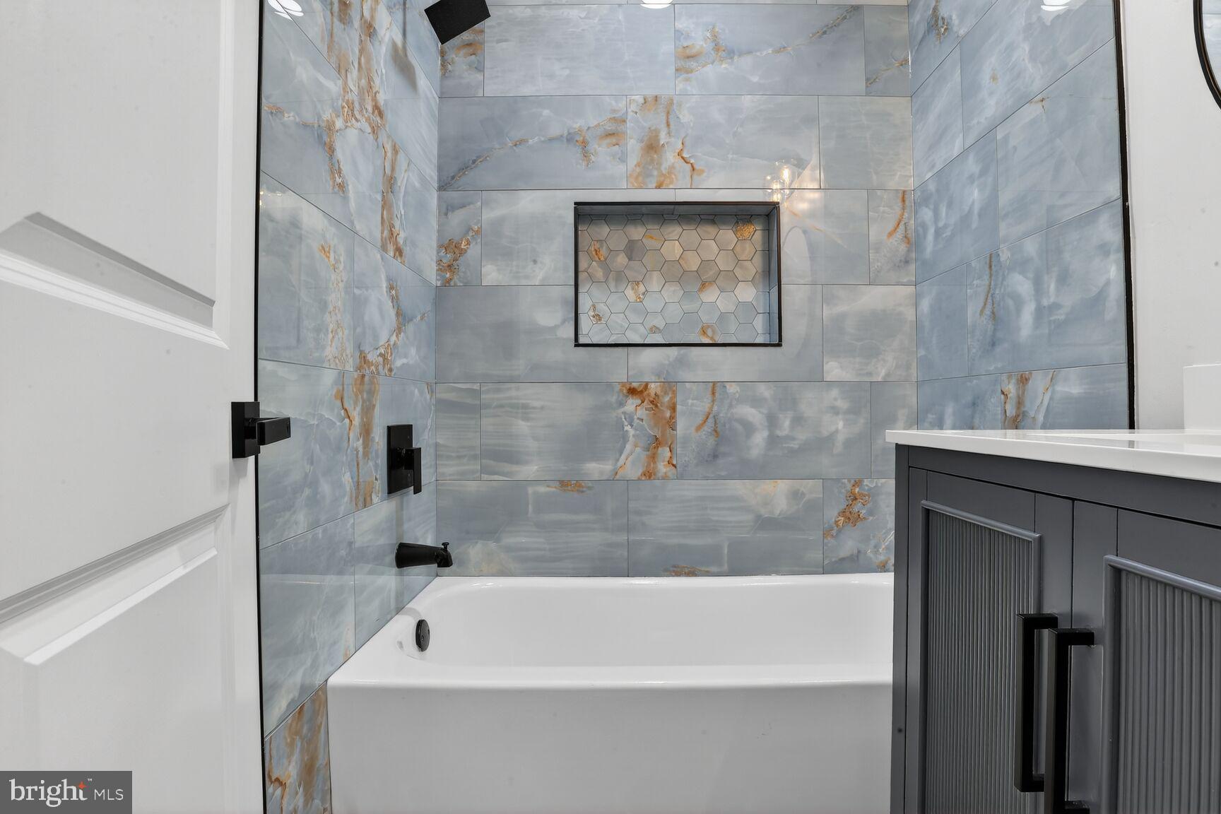 BROOKLYN - Residential