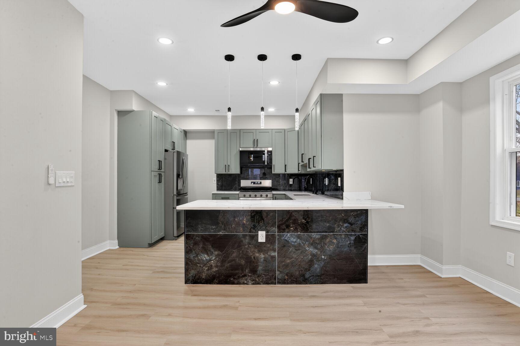 BROOKLYN - Residential