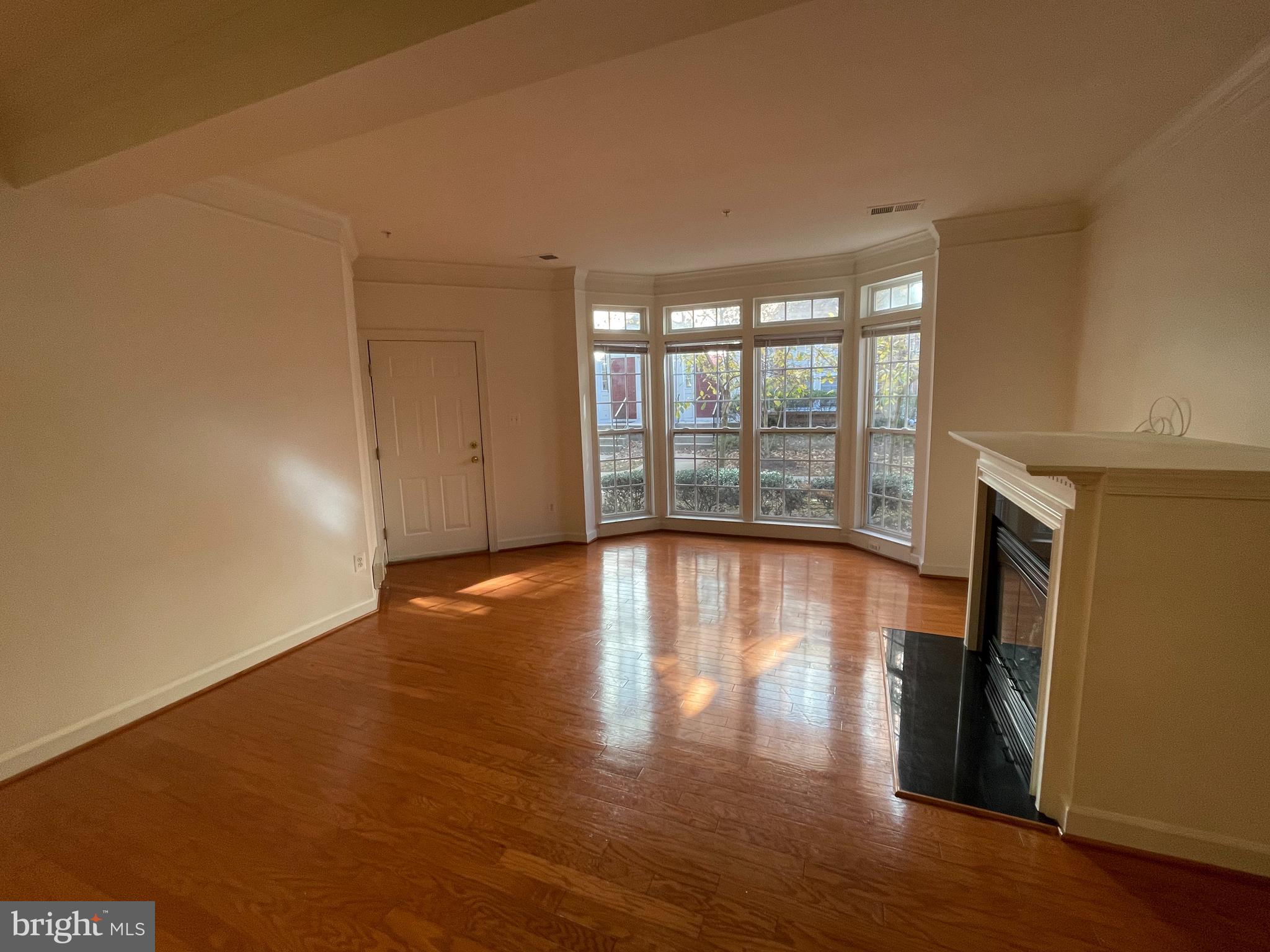 RESIDENCES AT SULLIVAN - Residential Lease