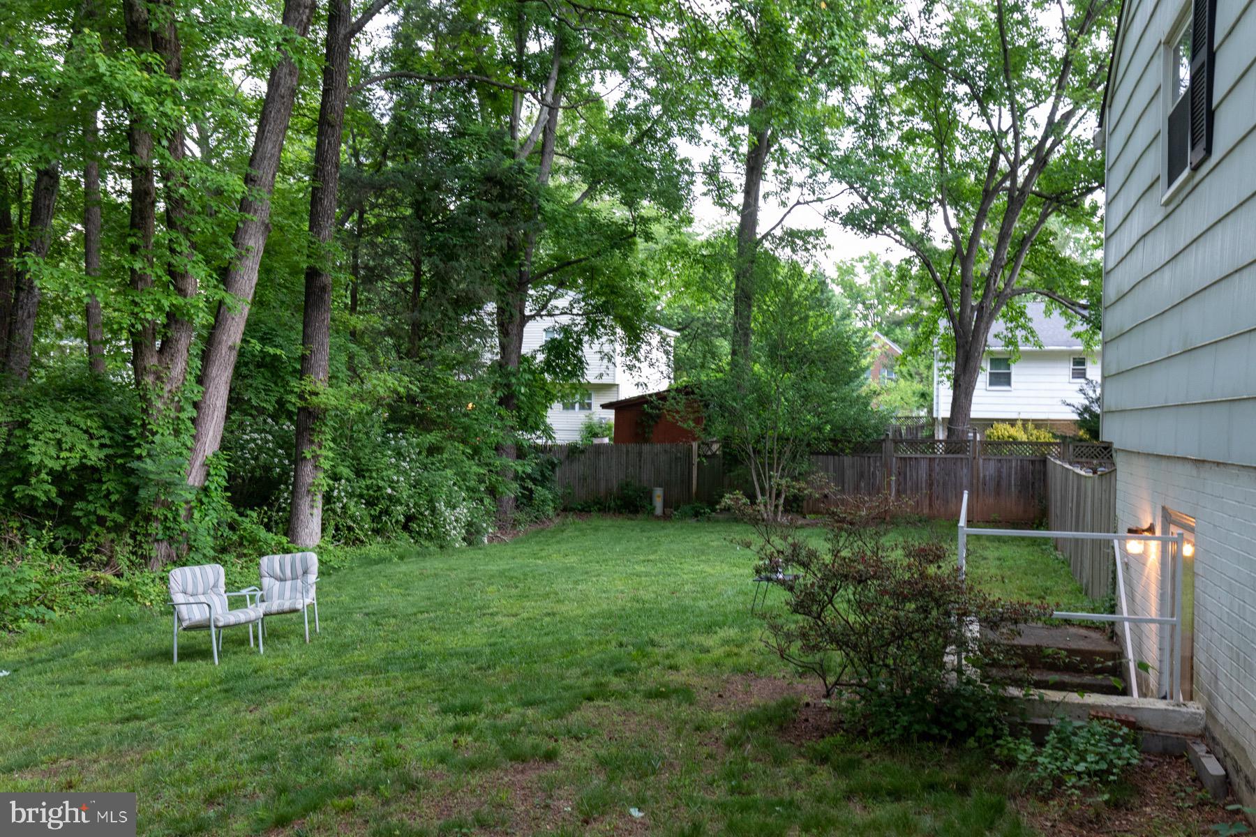 CHALET WOODS - Residential Lease