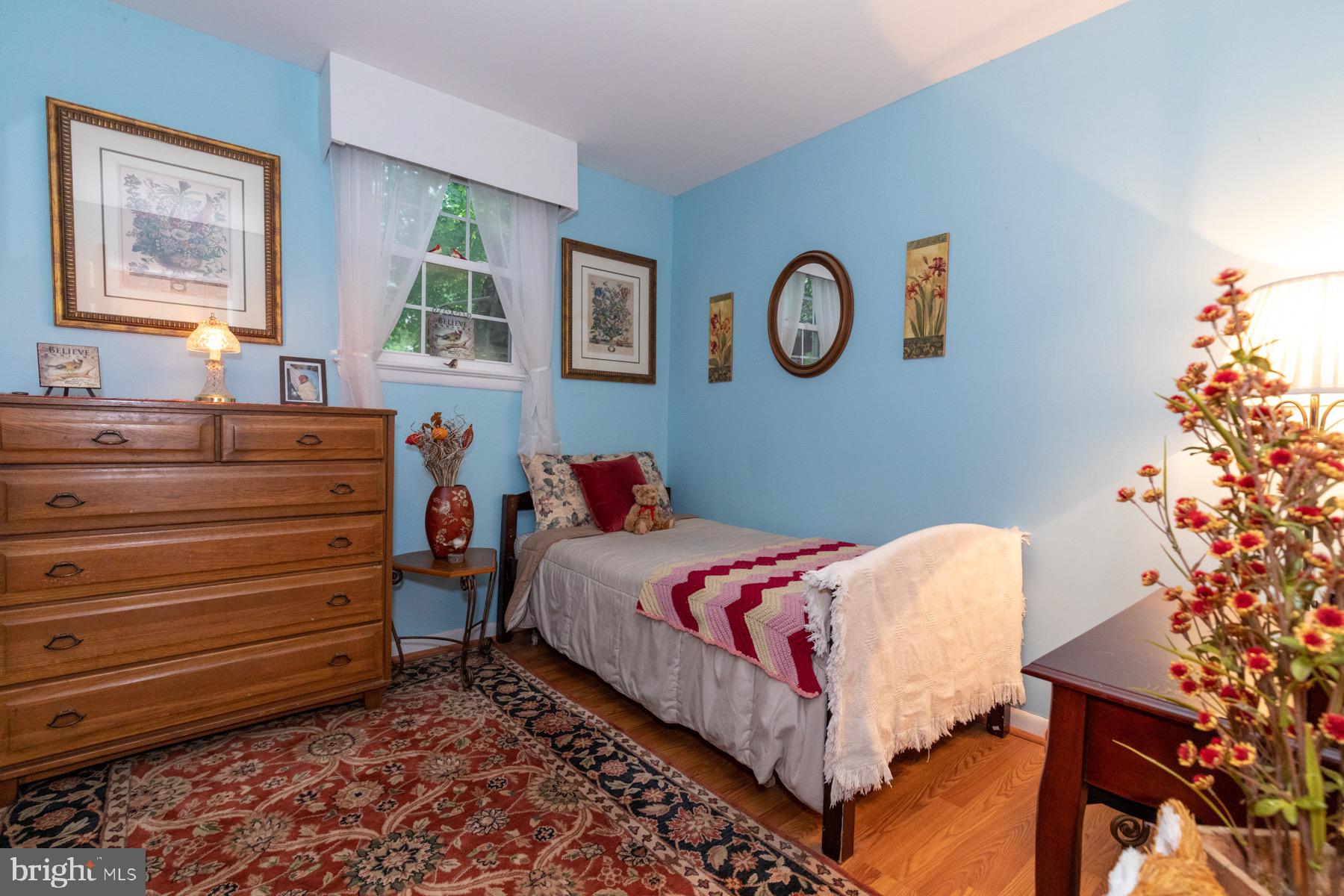 CHALET WOODS - Residential Lease