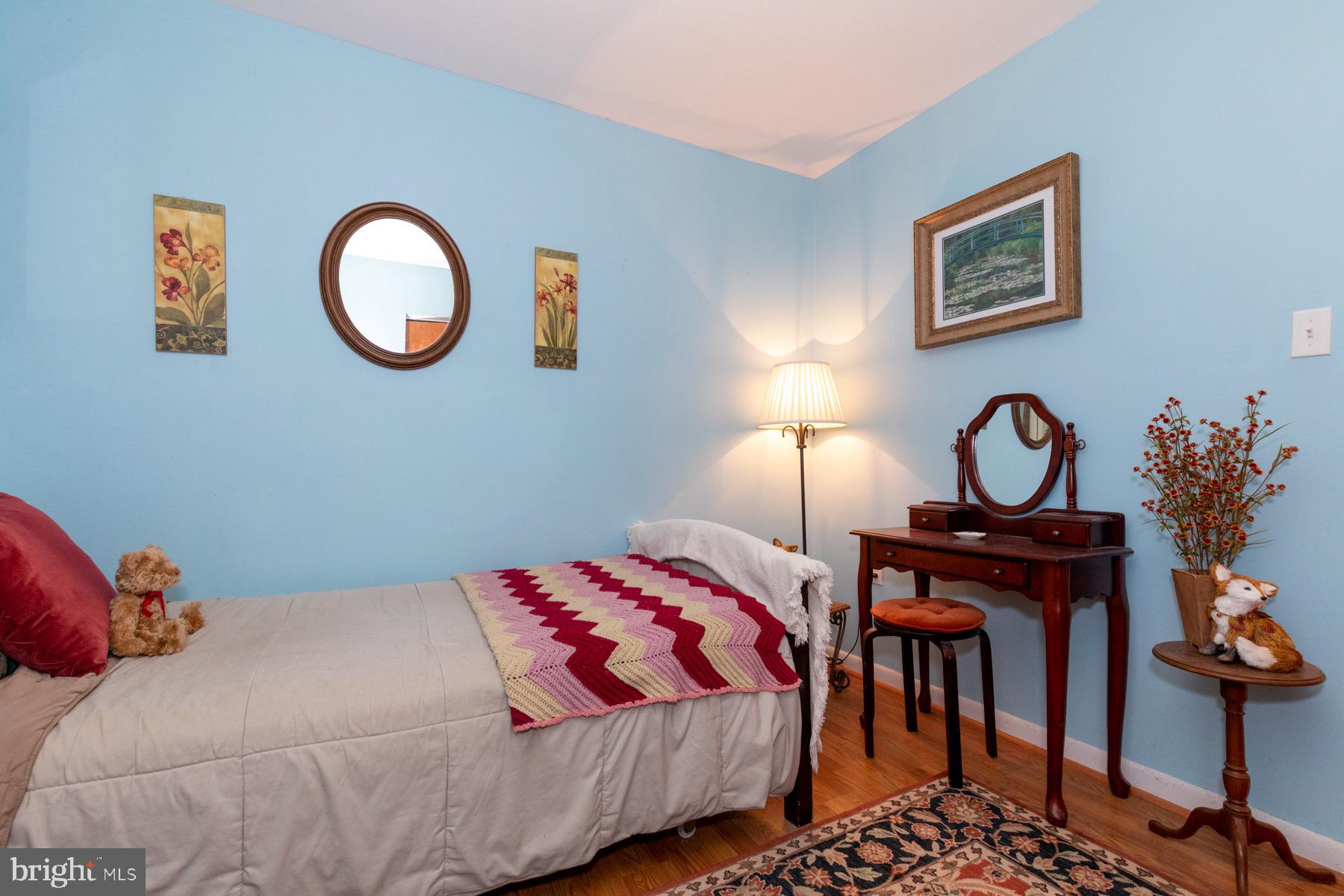 CHALET WOODS - Residential Lease