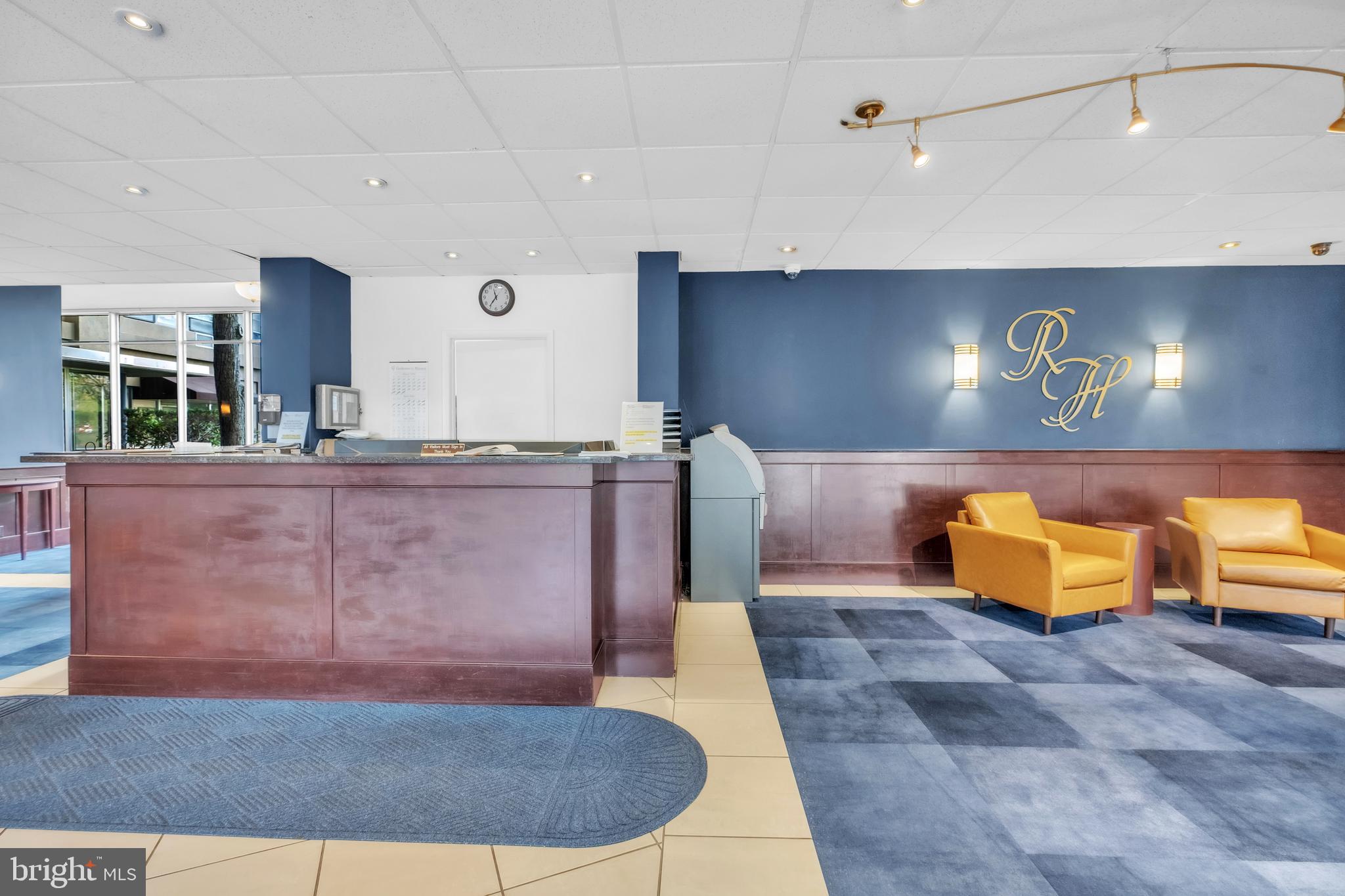 RADNOR HOUSE - Residential