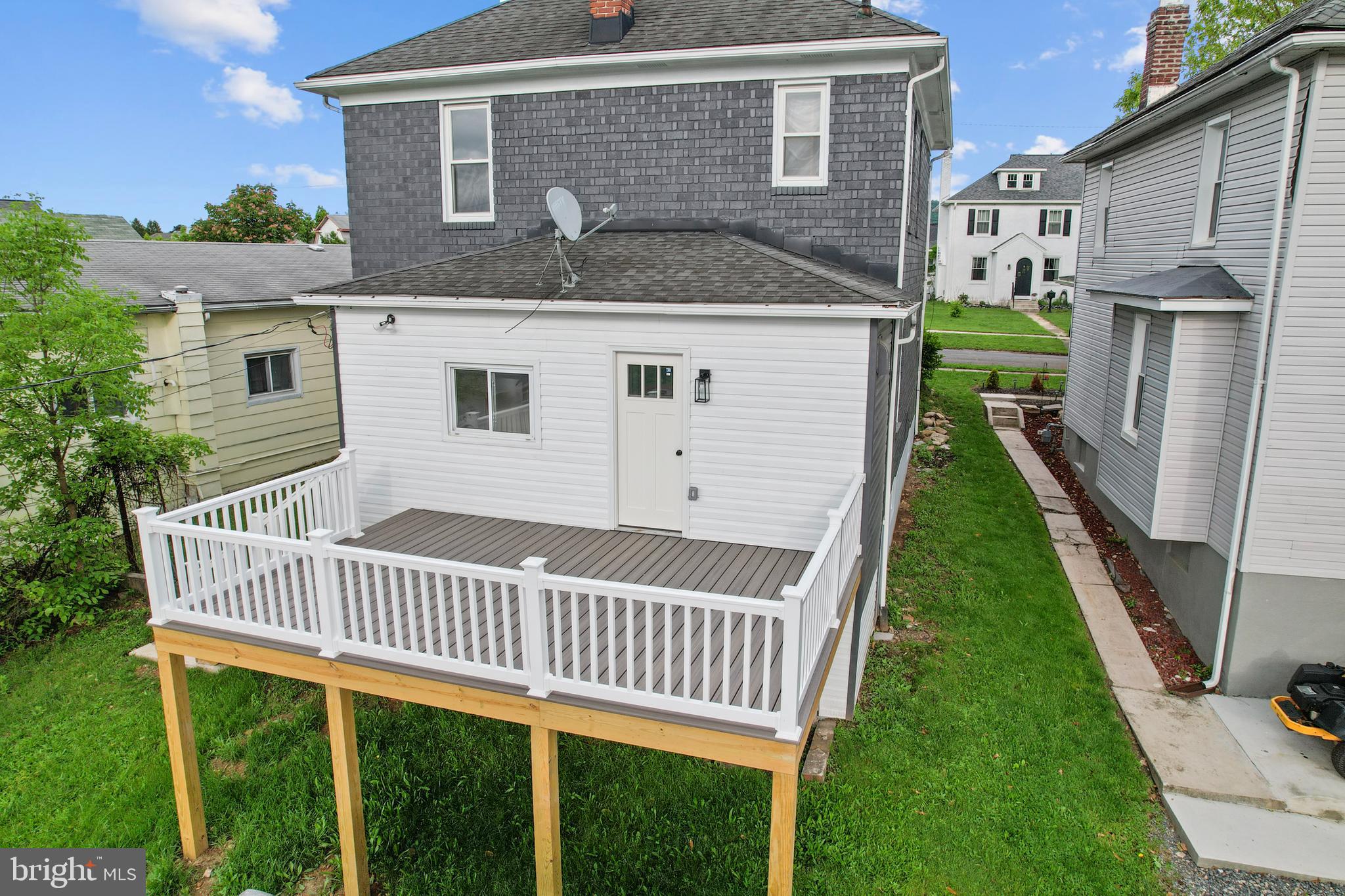 SOUTH END - Residential