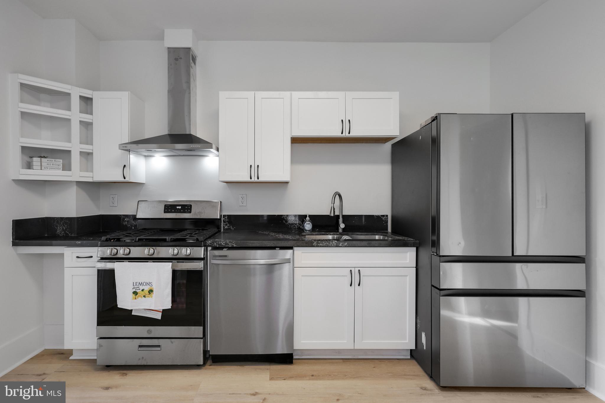 SOUTH END - Residential