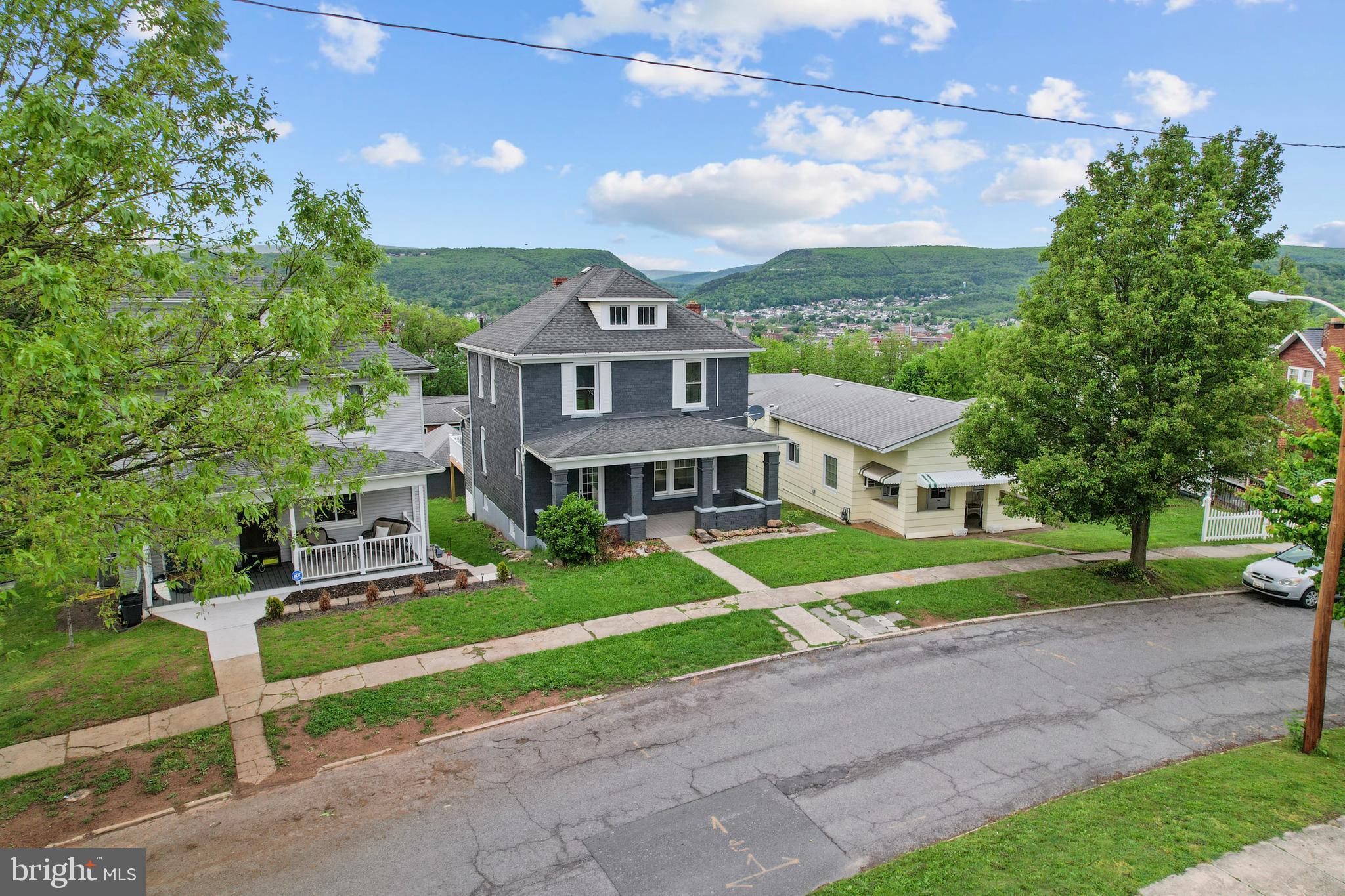 SOUTH END - Residential