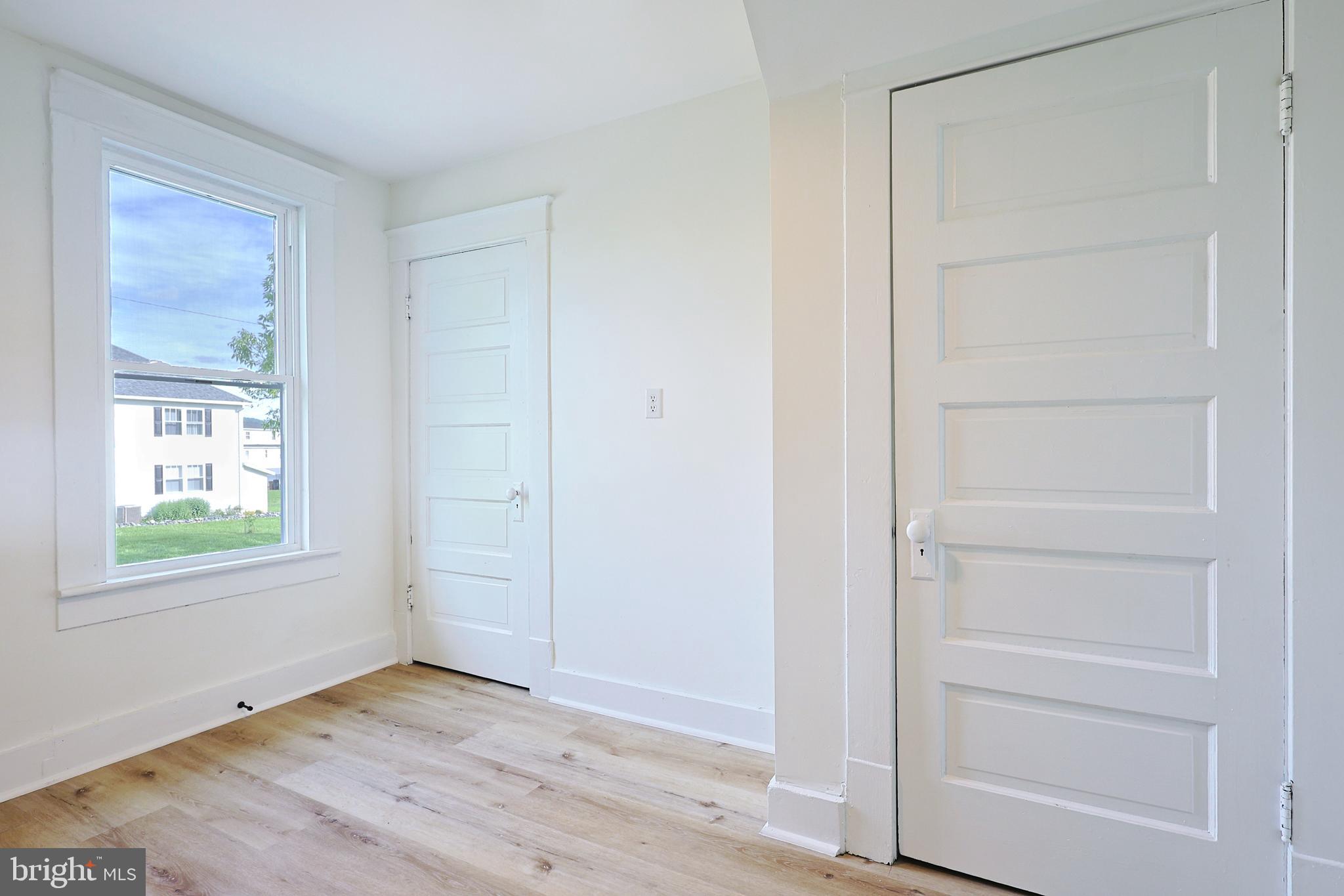 SOUTH END - Residential