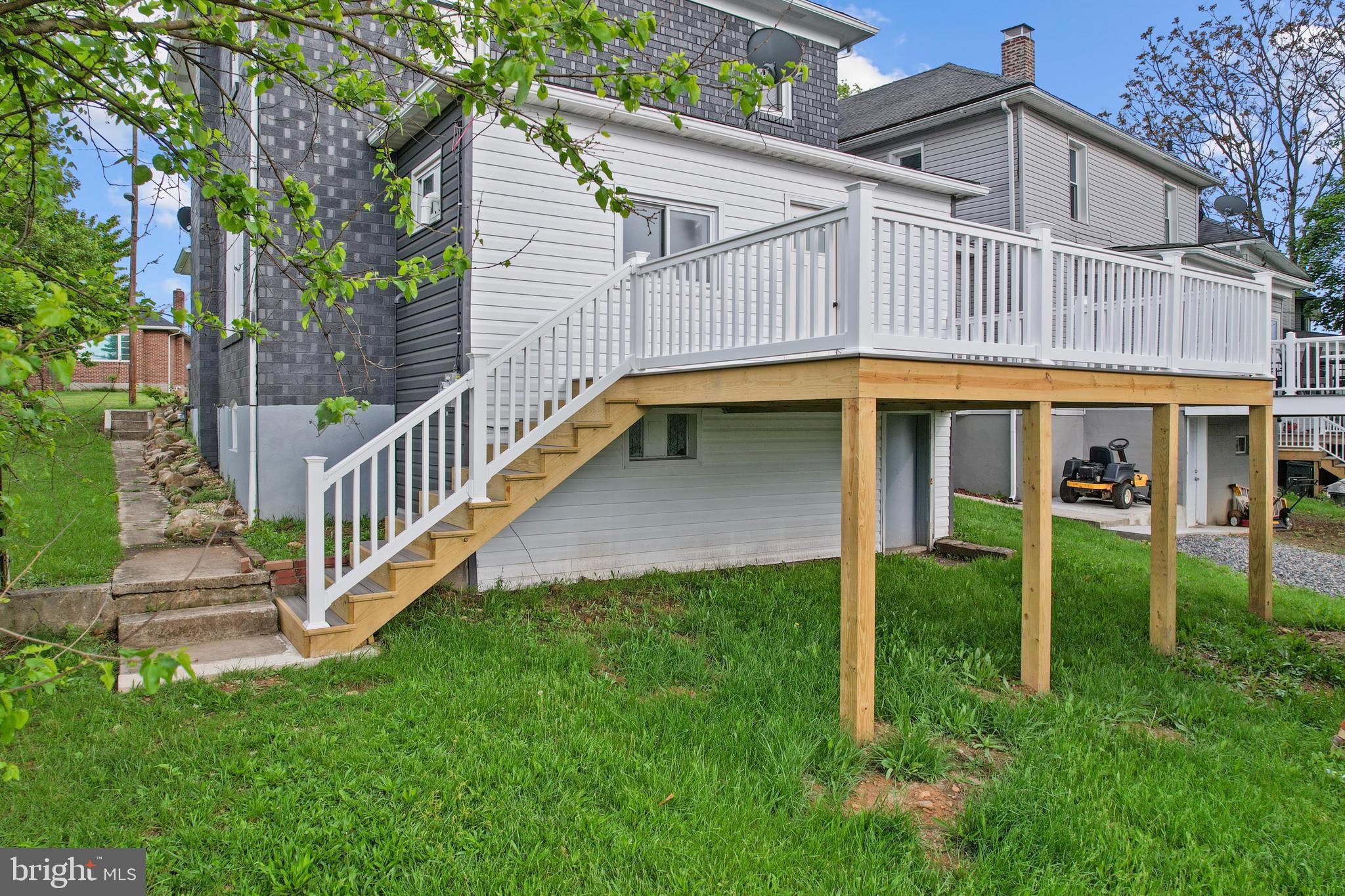 SOUTH END - Residential