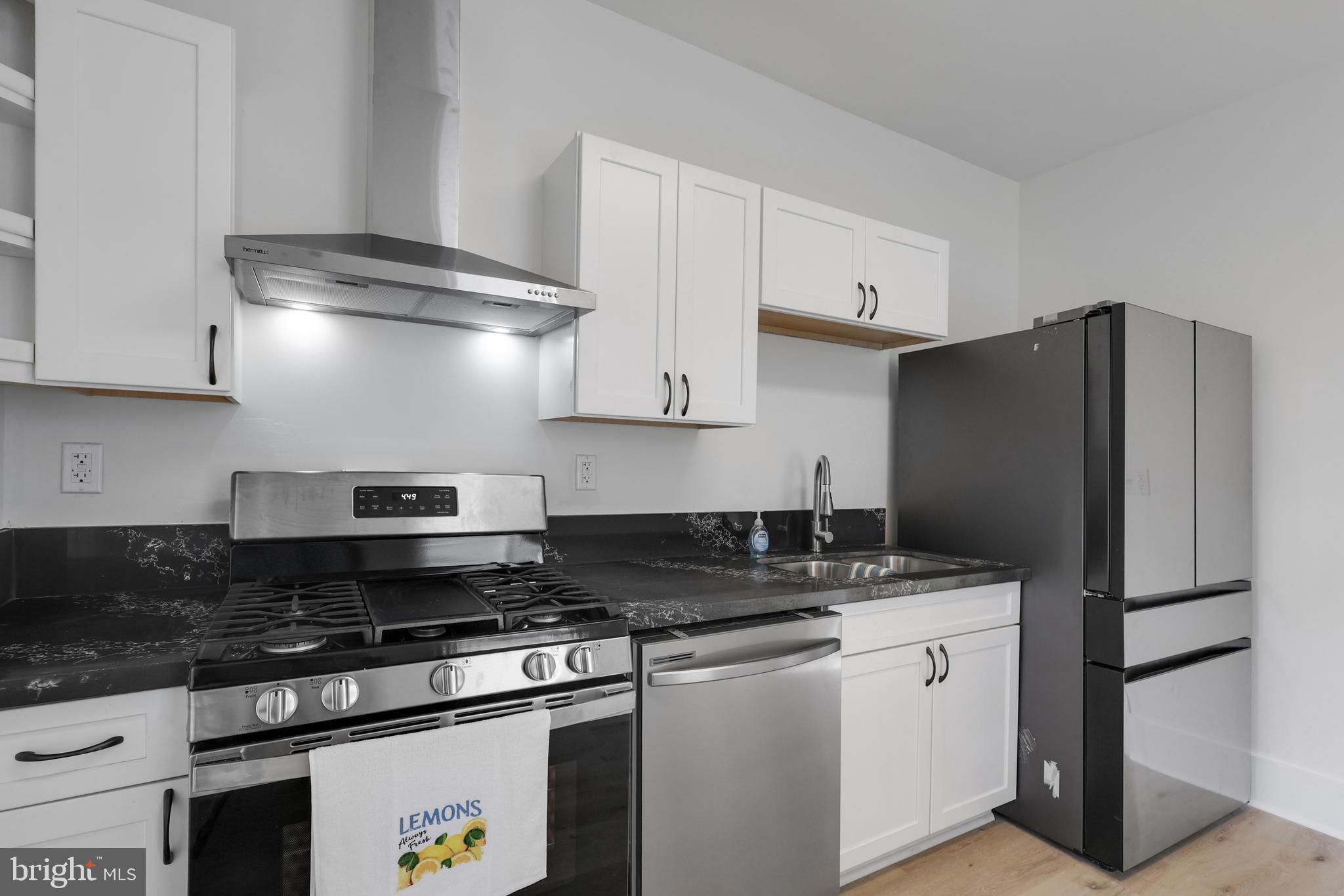 SOUTH END - Residential