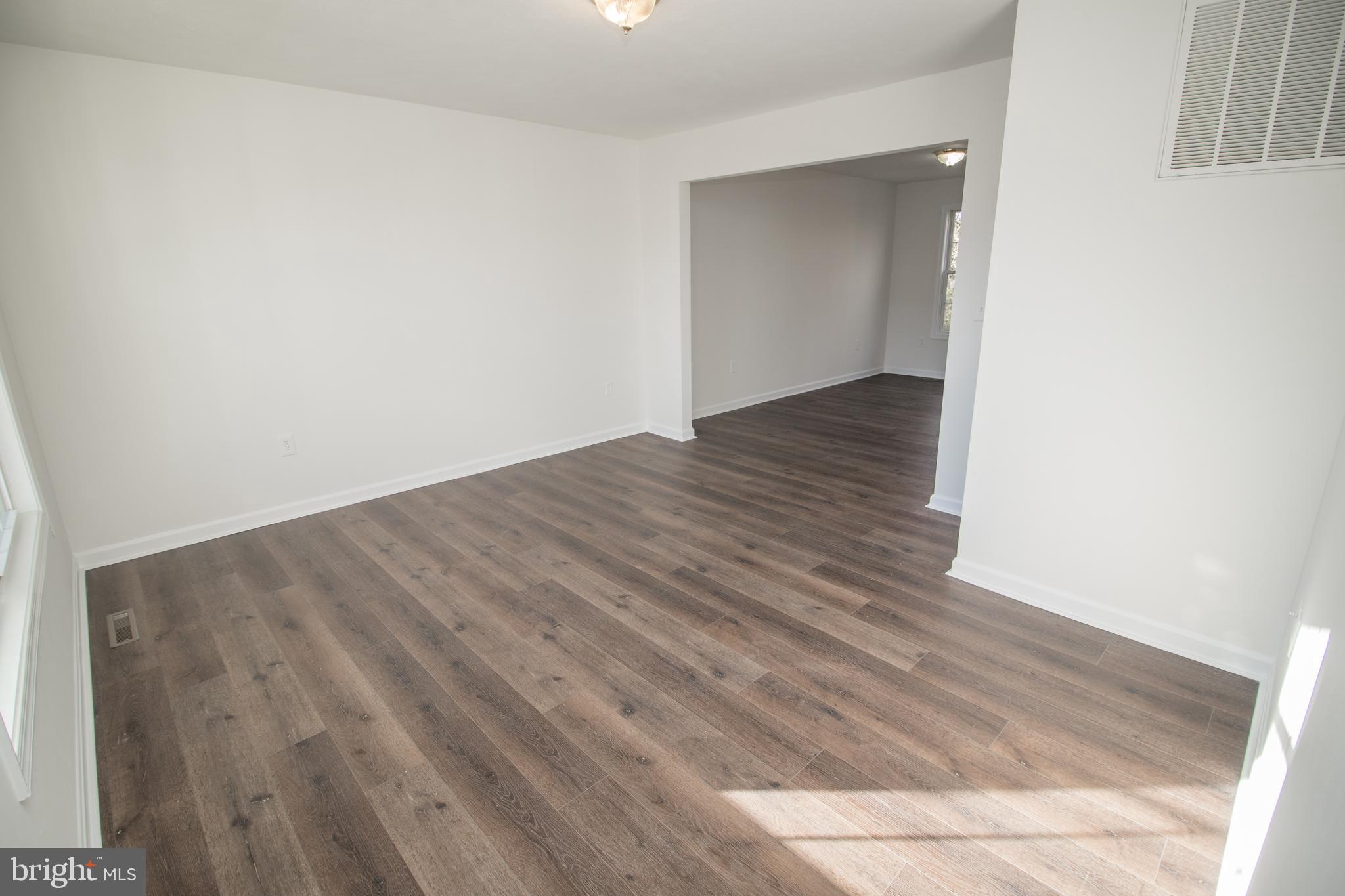 EMERALD HILLS ESTATES - Residential Lease