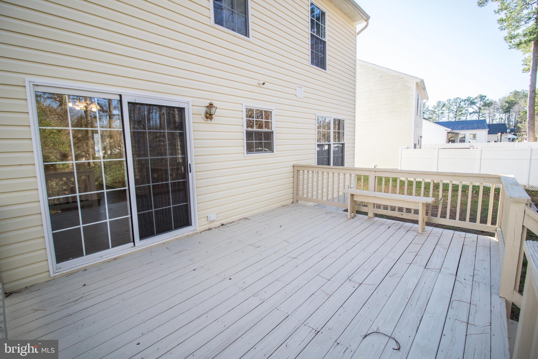 EMERALD HILLS ESTATES - Residential Lease