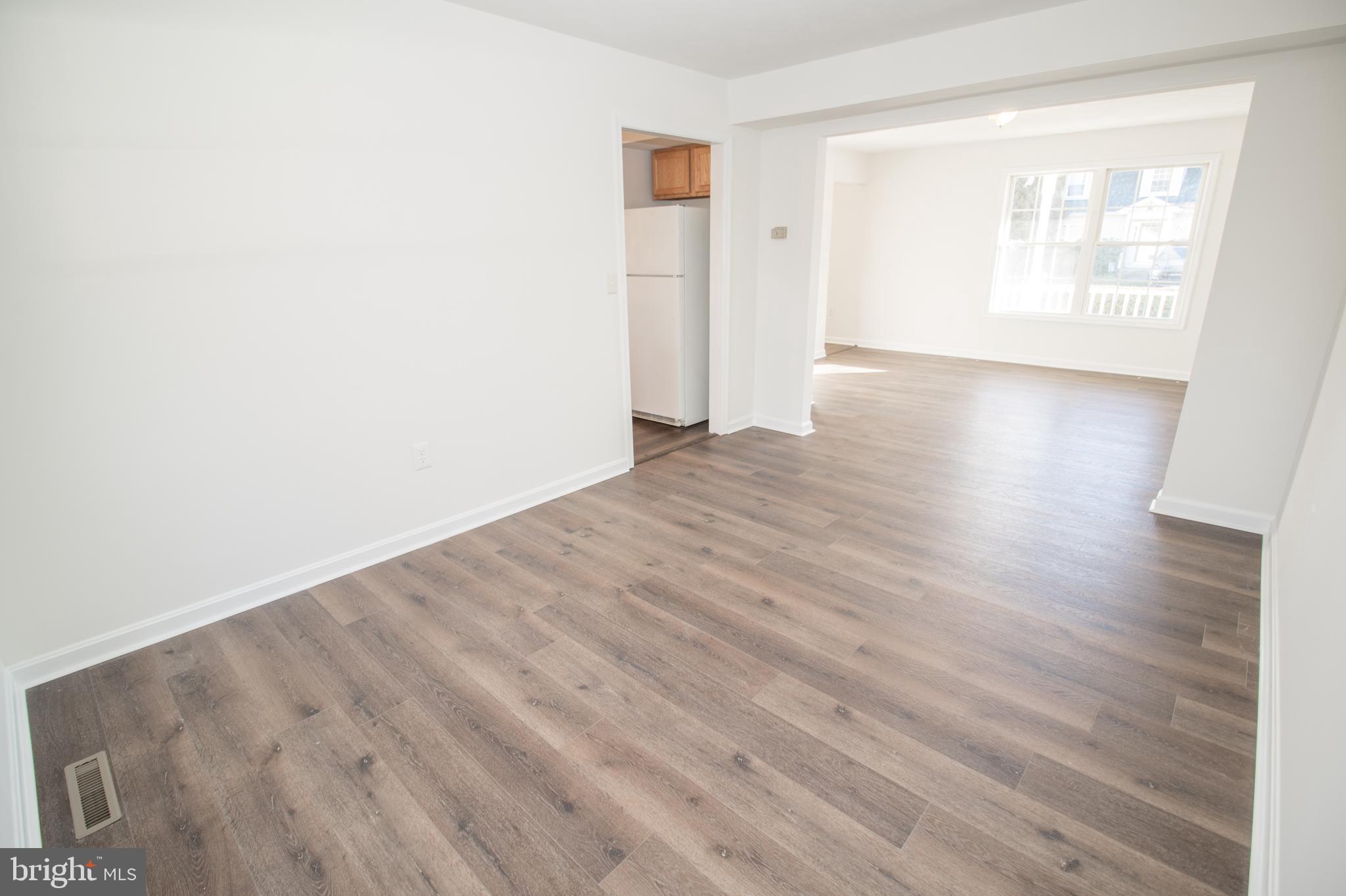 EMERALD HILLS ESTATES - Residential Lease