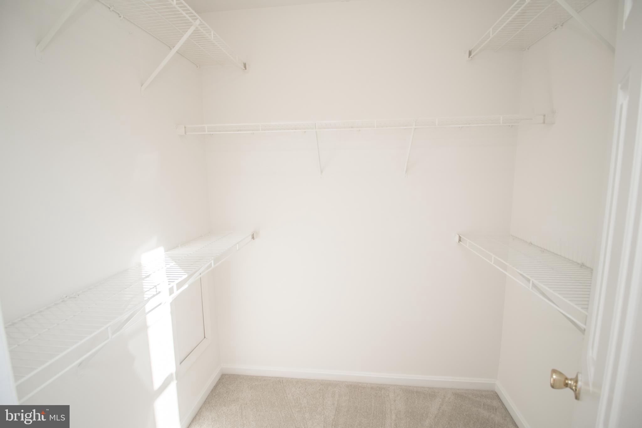 EMERALD HILLS ESTATES - Residential Lease