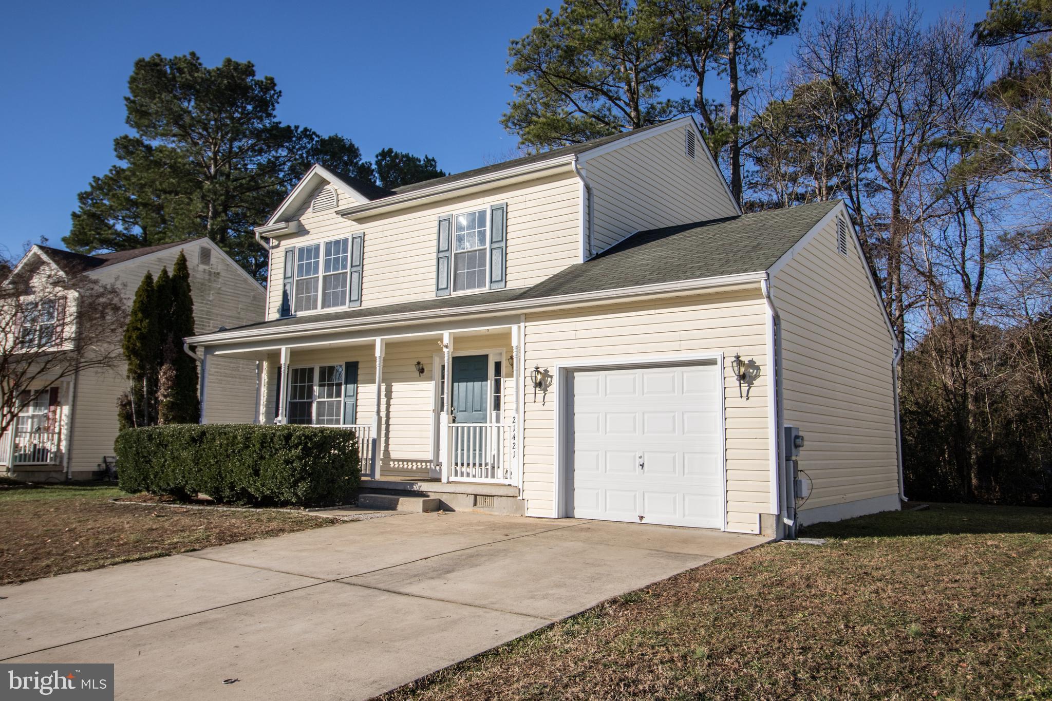 EMERALD HILLS ESTATES - Residential Lease