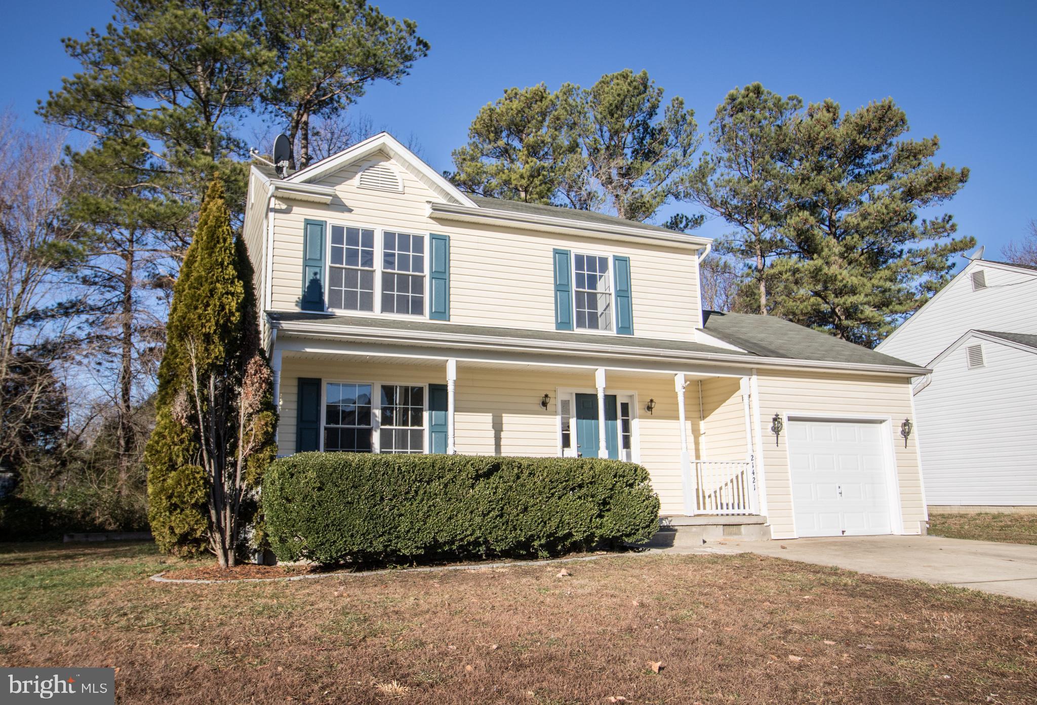 EMERALD HILLS ESTATES - Residential Lease