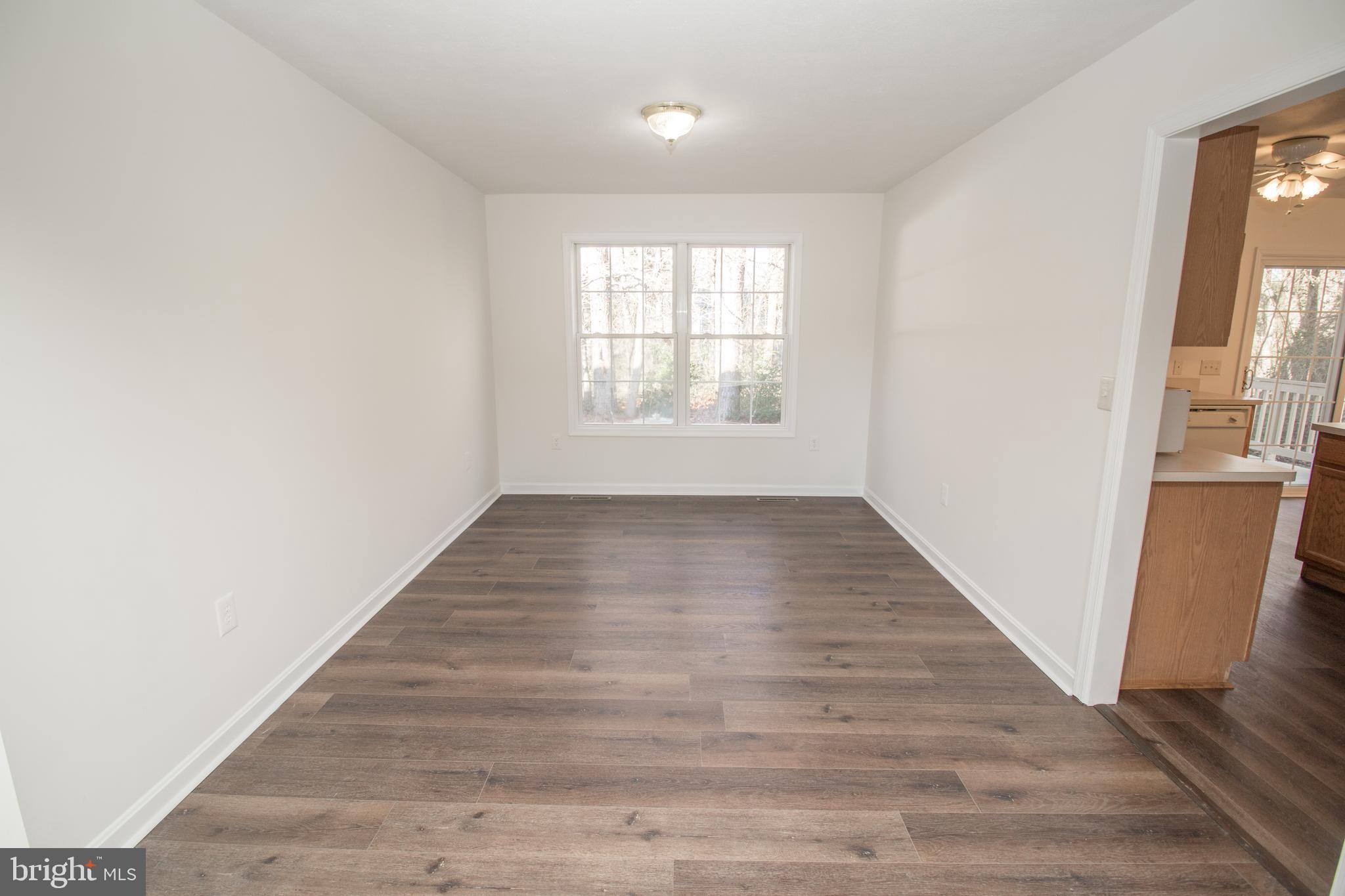 EMERALD HILLS ESTATES - Residential Lease