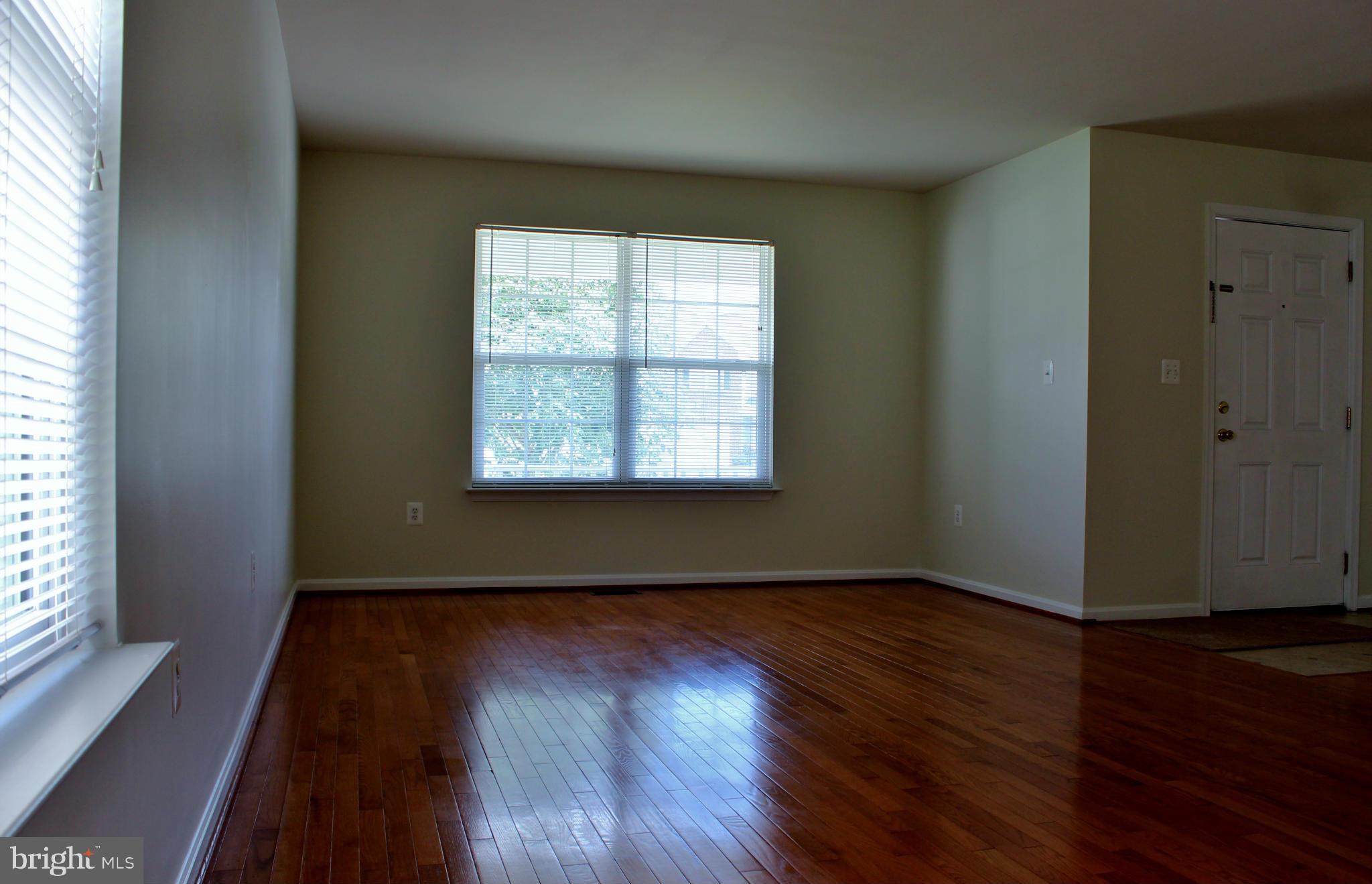 ENGLAND RUN NORTH - Residential Lease