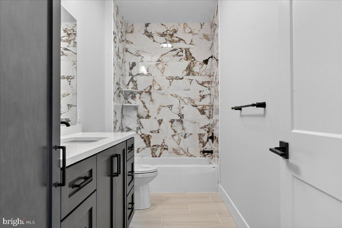 LEDERACH VILLAGE - Residential Lease