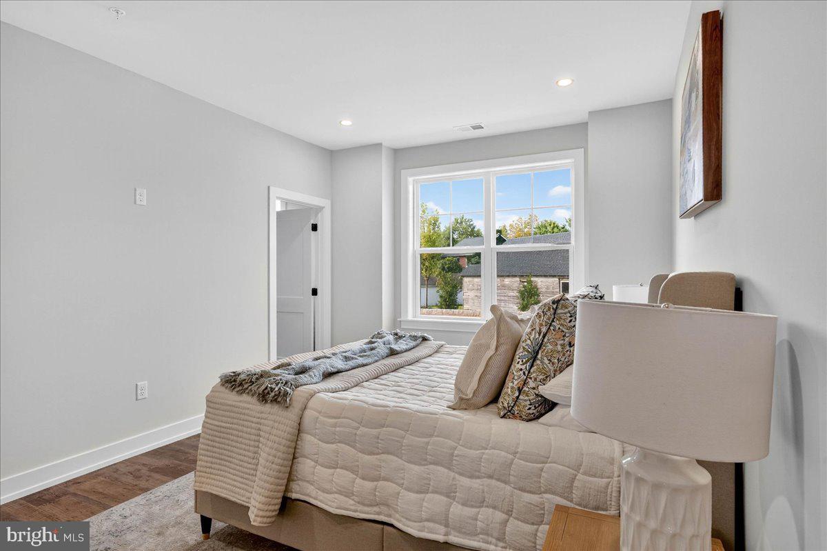 LEDERACH VILLAGE - Residential Lease