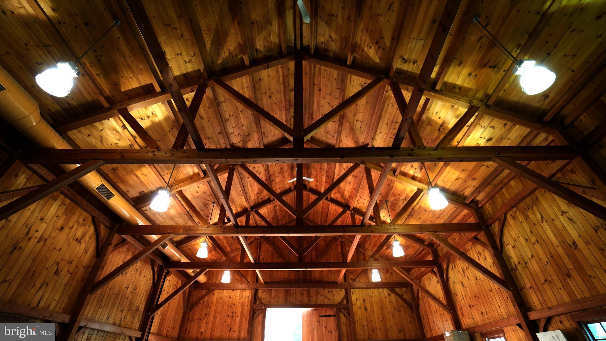 MEETINGHOUSE VIL - Residential