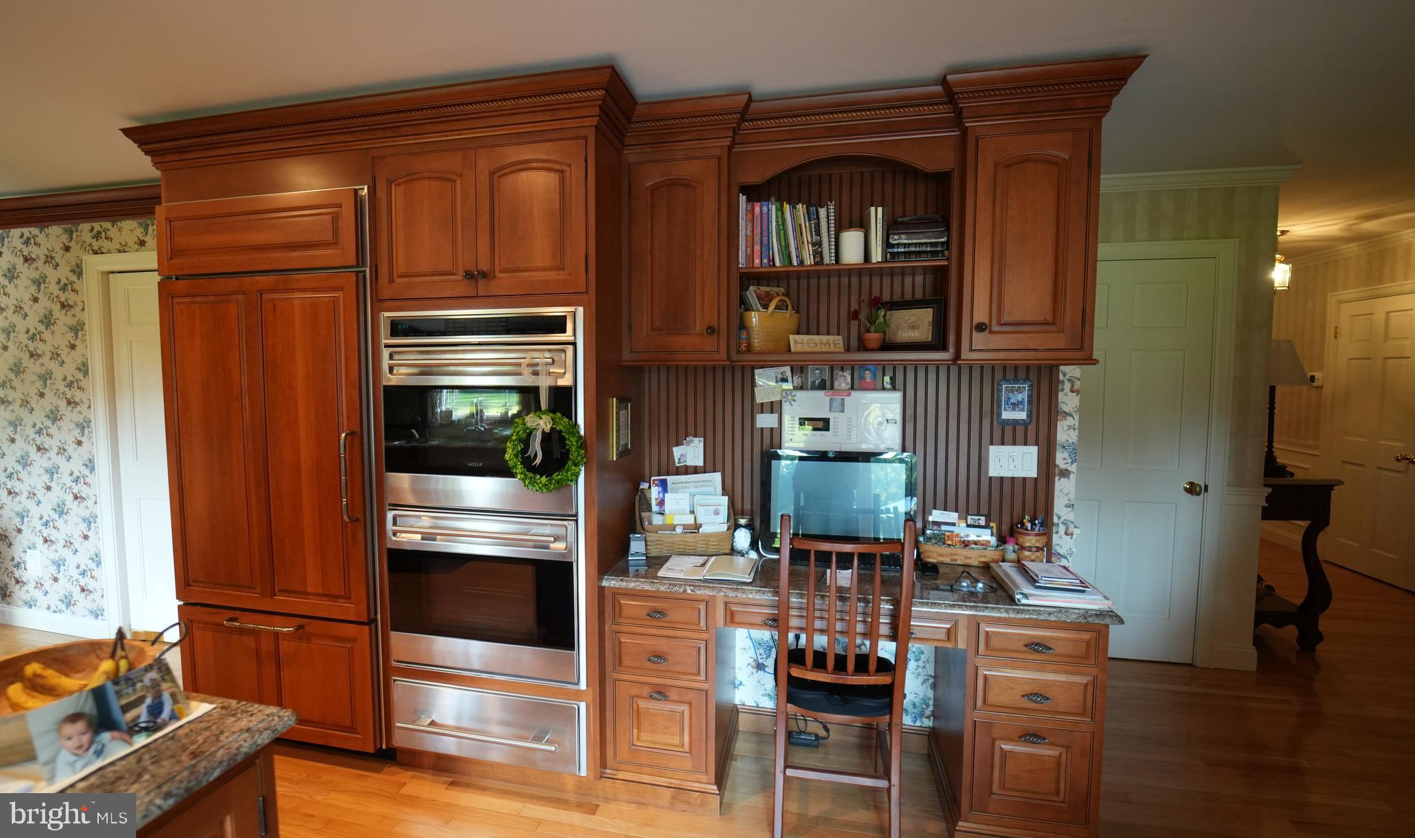 MEETINGHOUSE VIL - Residential