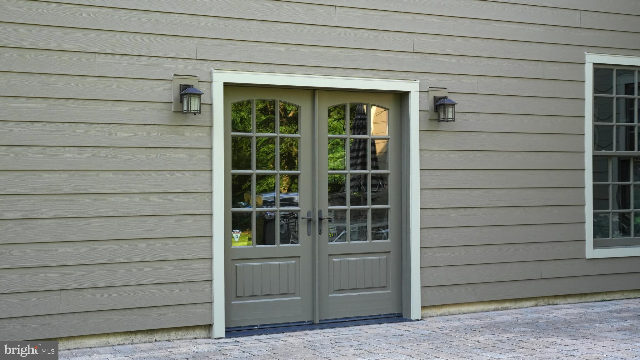 MEETINGHOUSE VIL - Residential