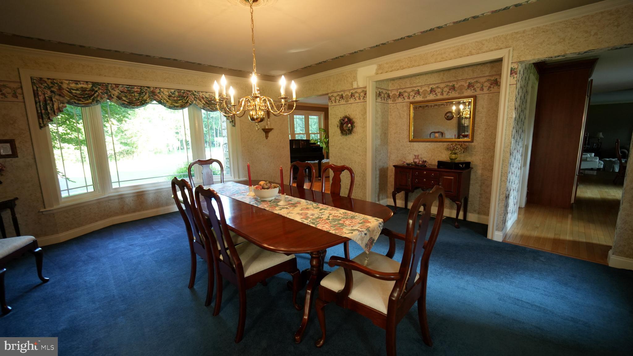 MEETINGHOUSE VIL - Residential