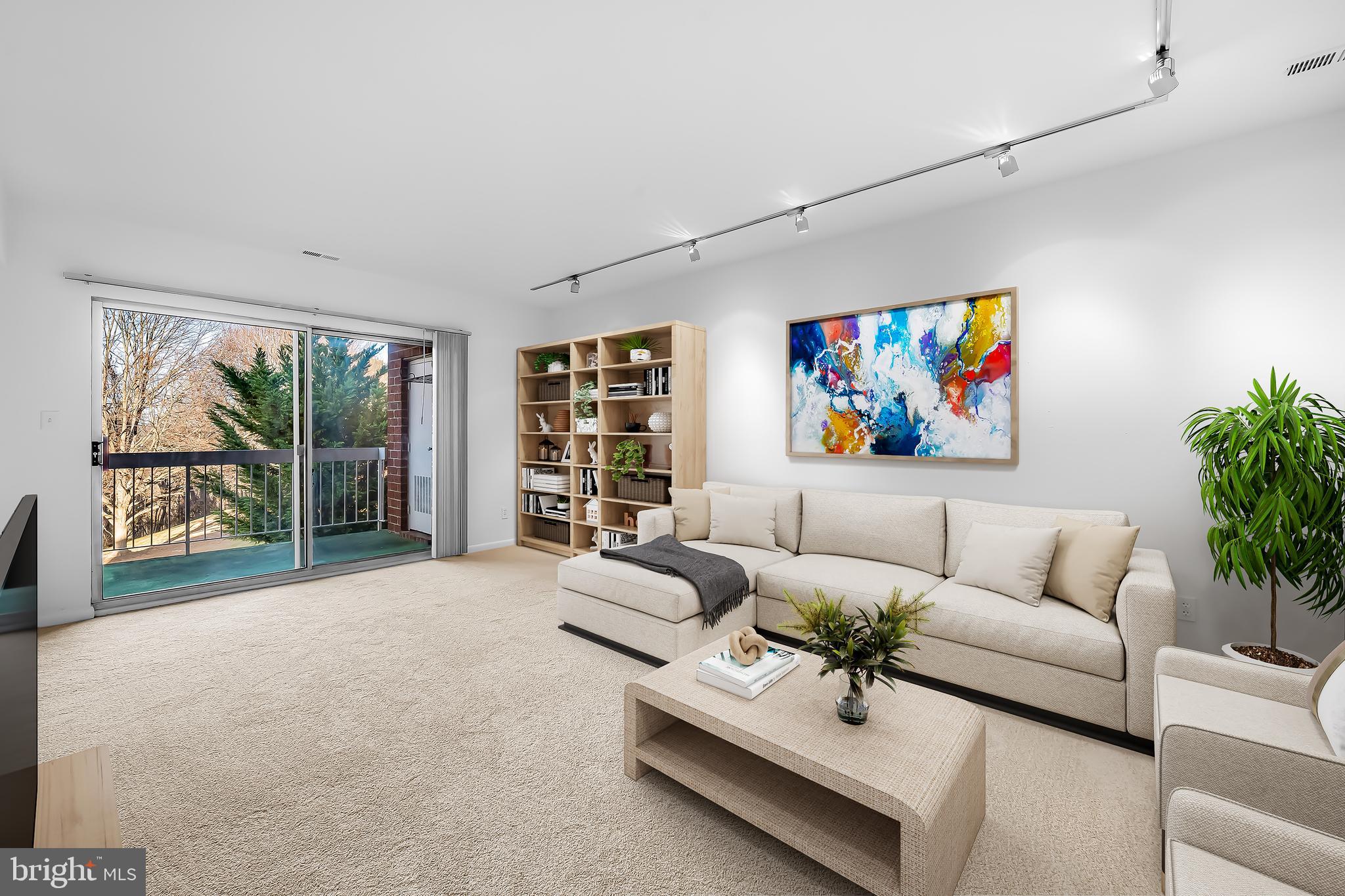 6 BELMULLET COURT 202