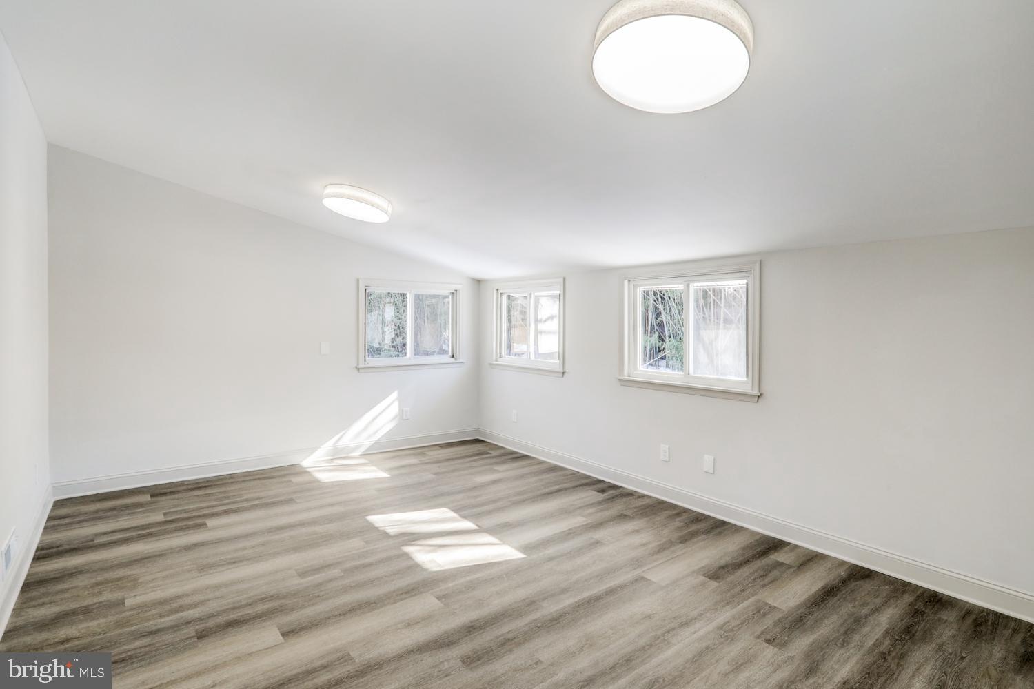 HYDE PARK - Residential