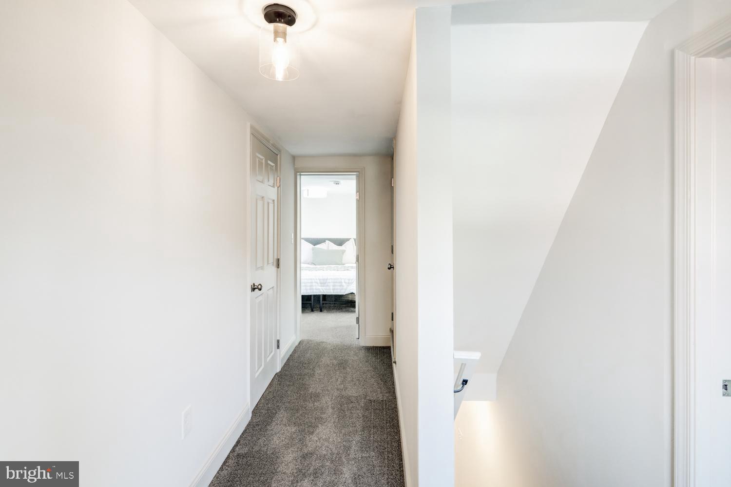 HYDE PARK - Residential