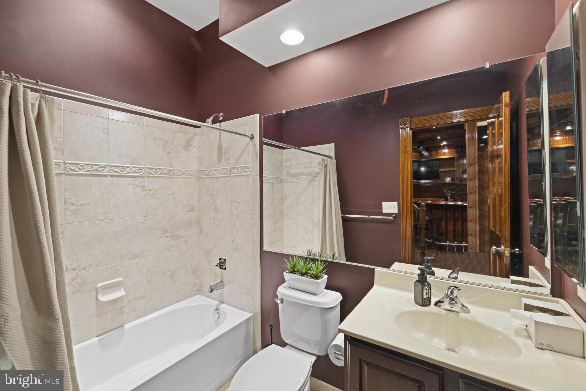 BEECH TREE SOUTH VILLAGE - Residential Lease