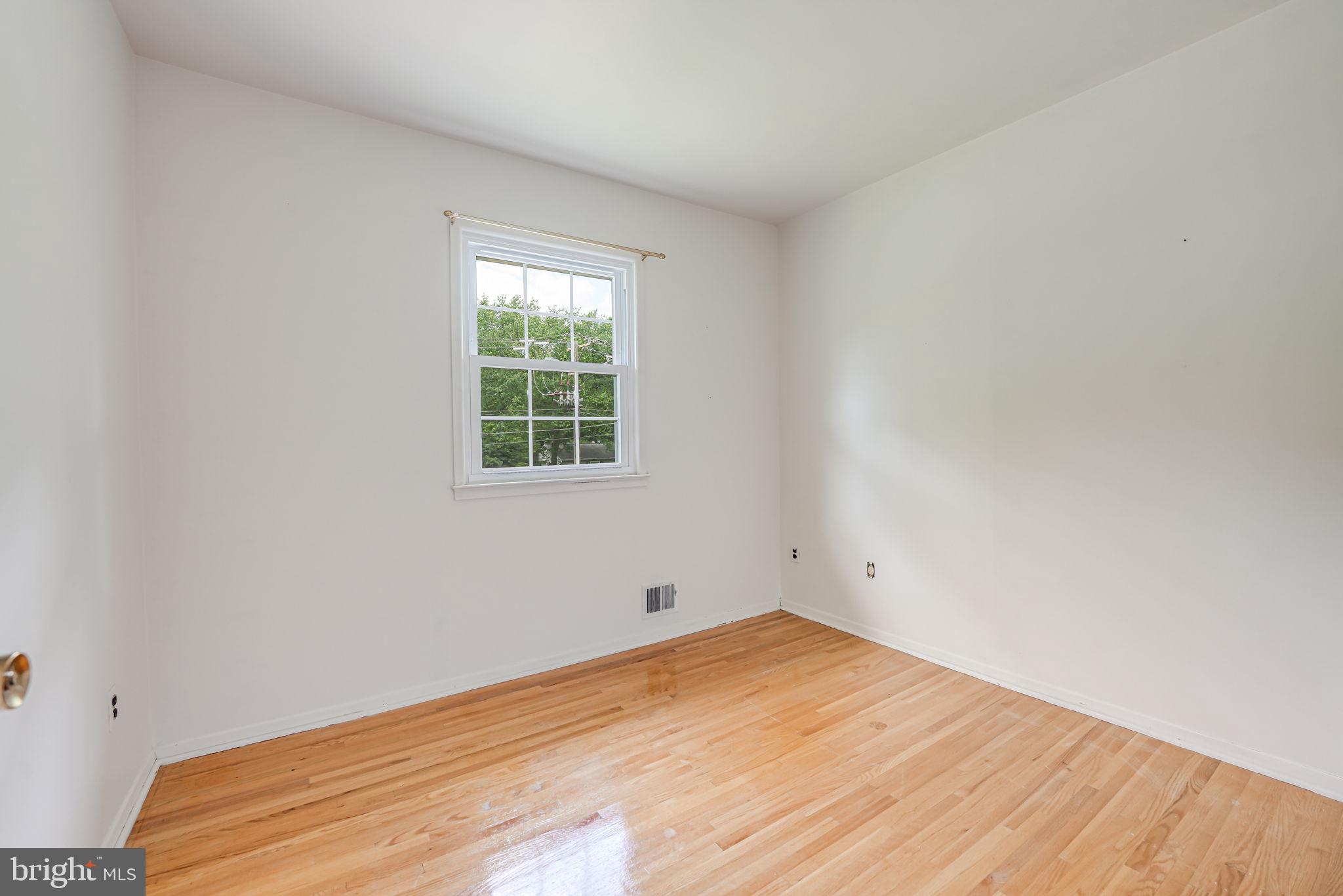 SPRINGBROOK FOREST - Residential