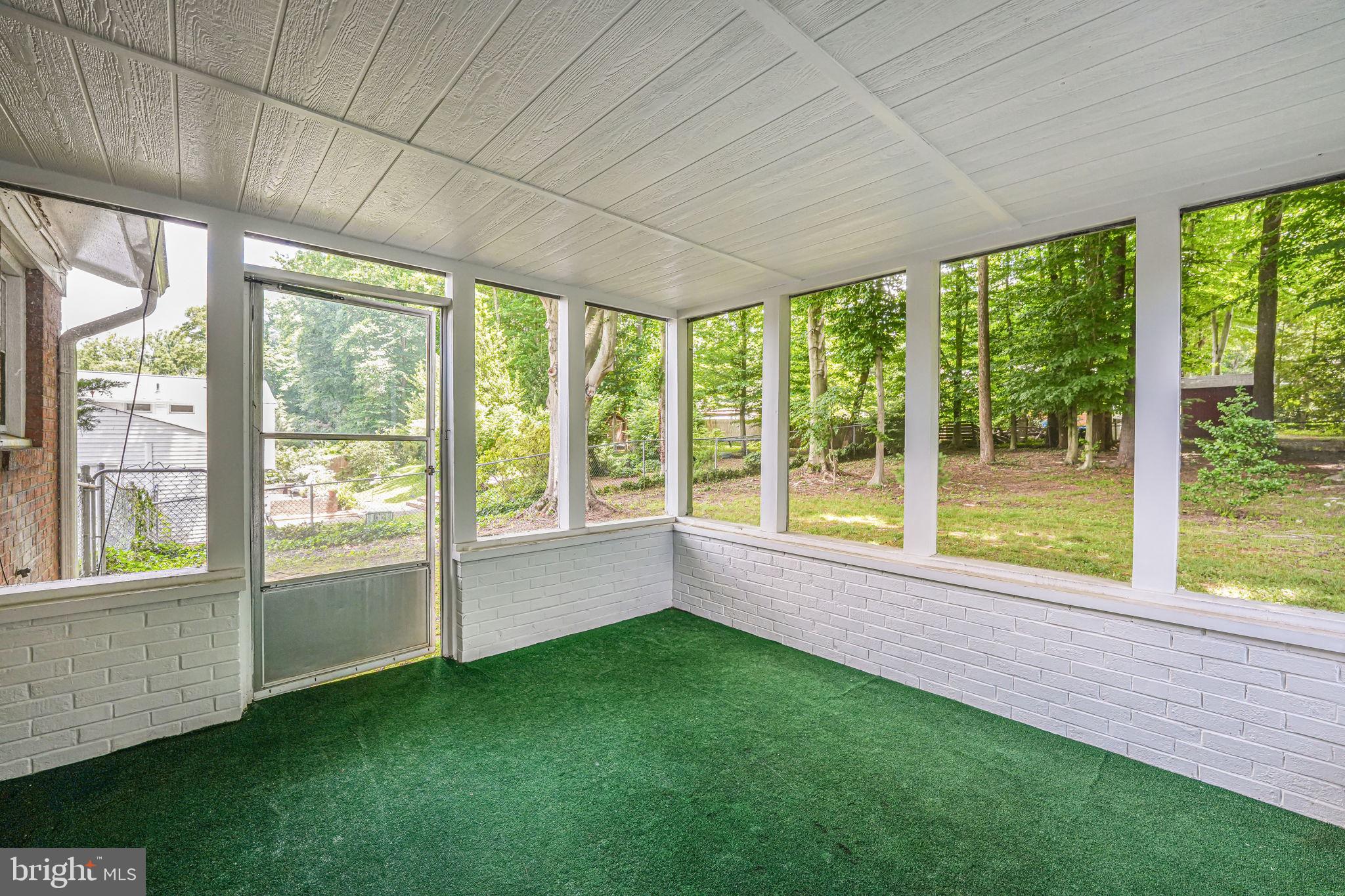 SPRINGBROOK FOREST - Residential