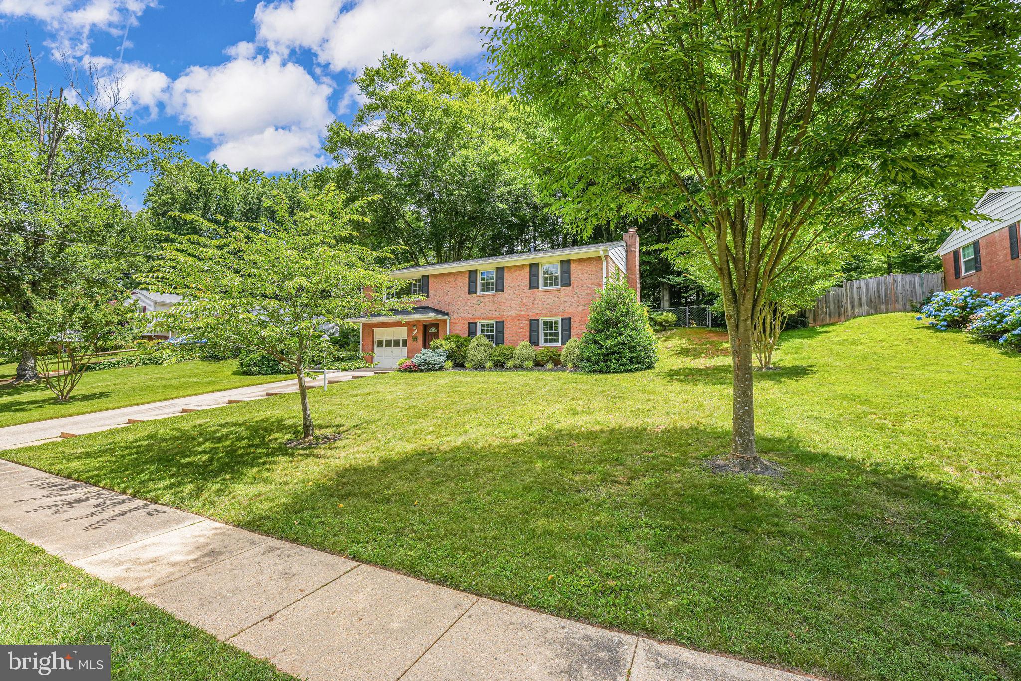 SPRINGBROOK FOREST - Residential