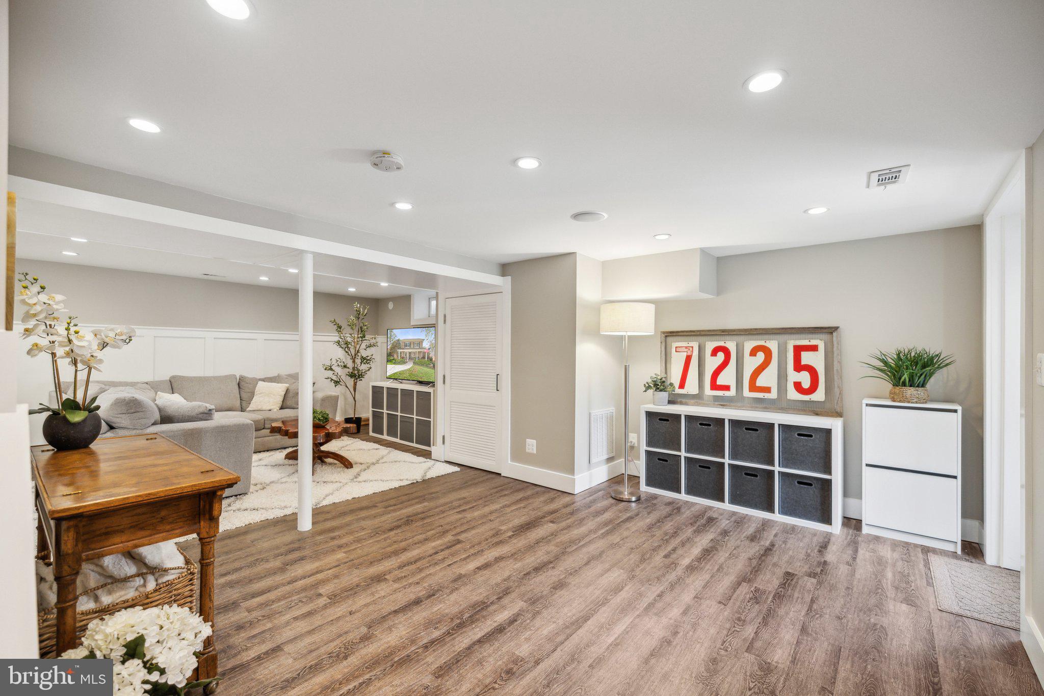 TYLER PARK - Residential