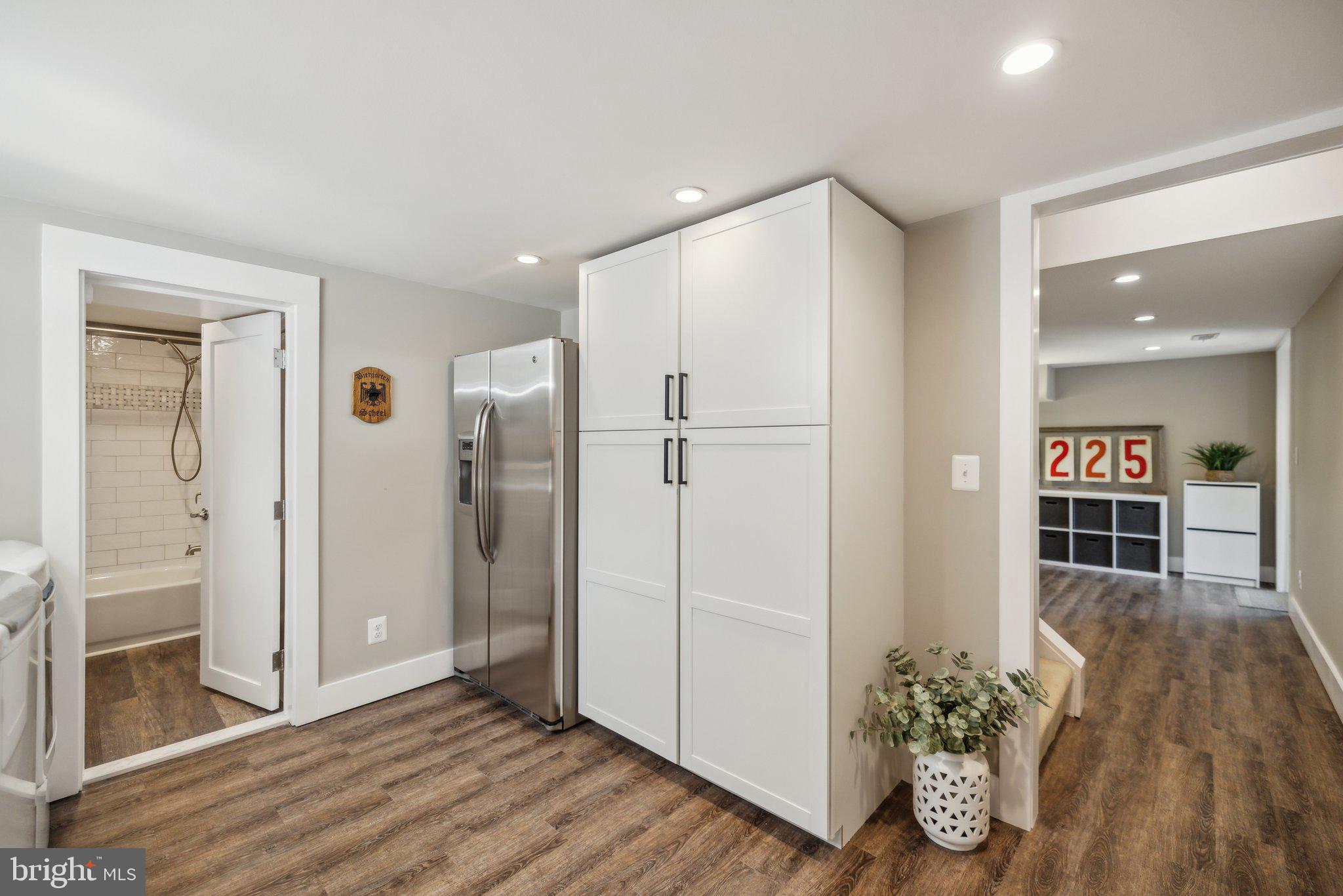 TYLER PARK - Residential