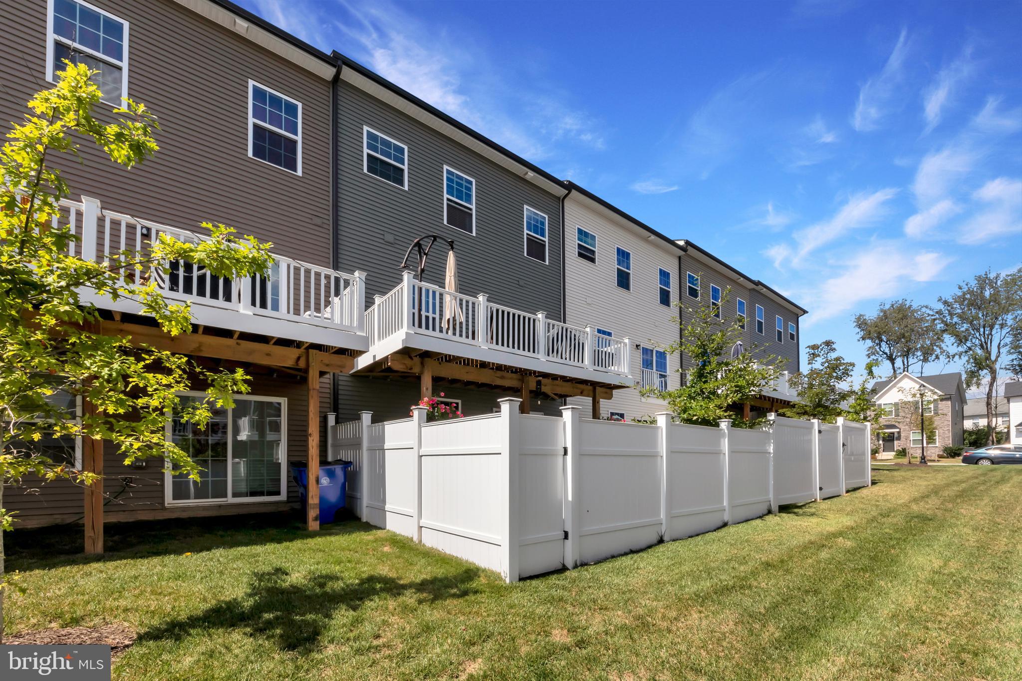 BELLE AIR TOWNHOMES - Residential Lease