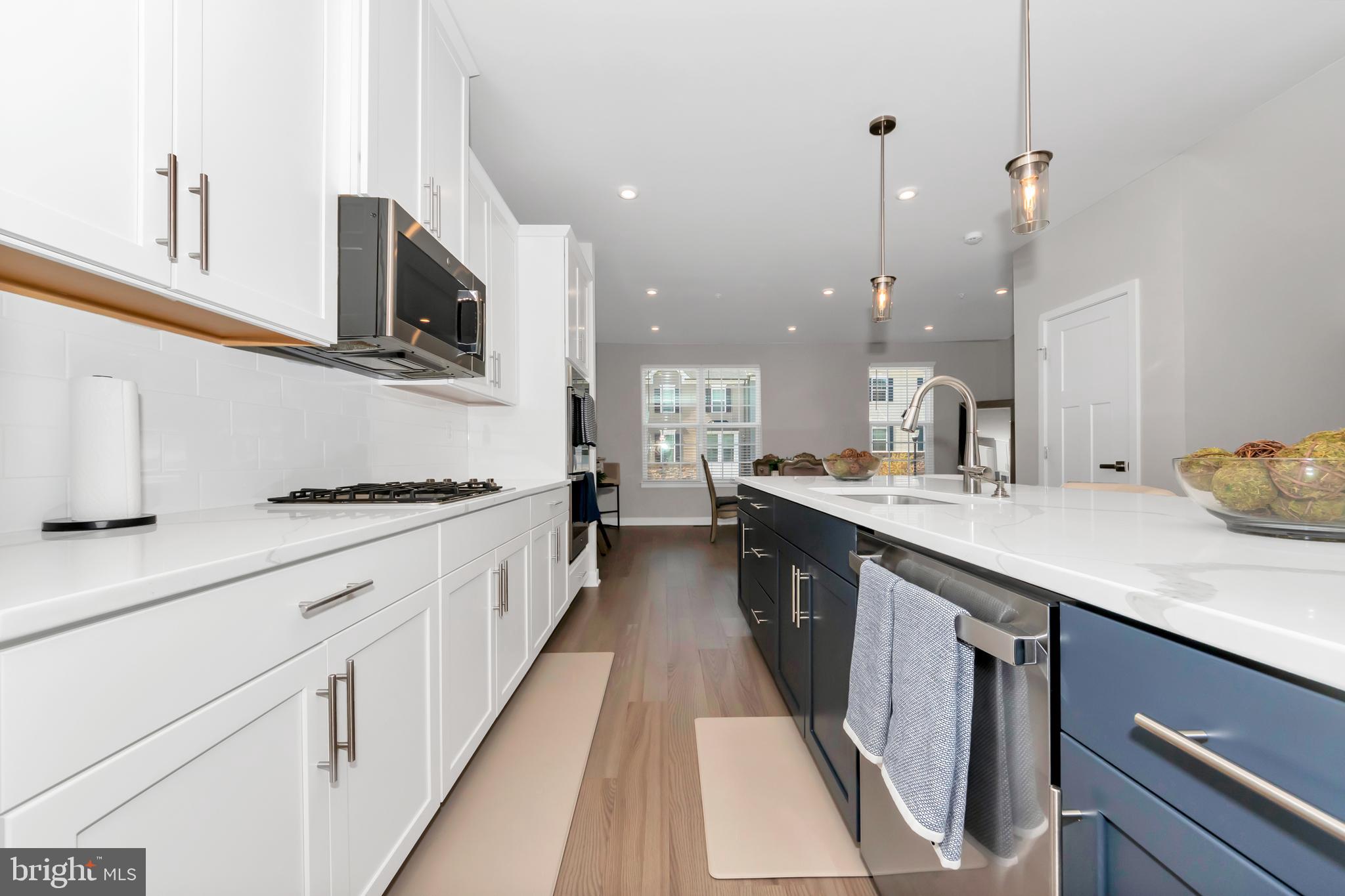 BELLE AIR TOWNHOMES - Residential Lease