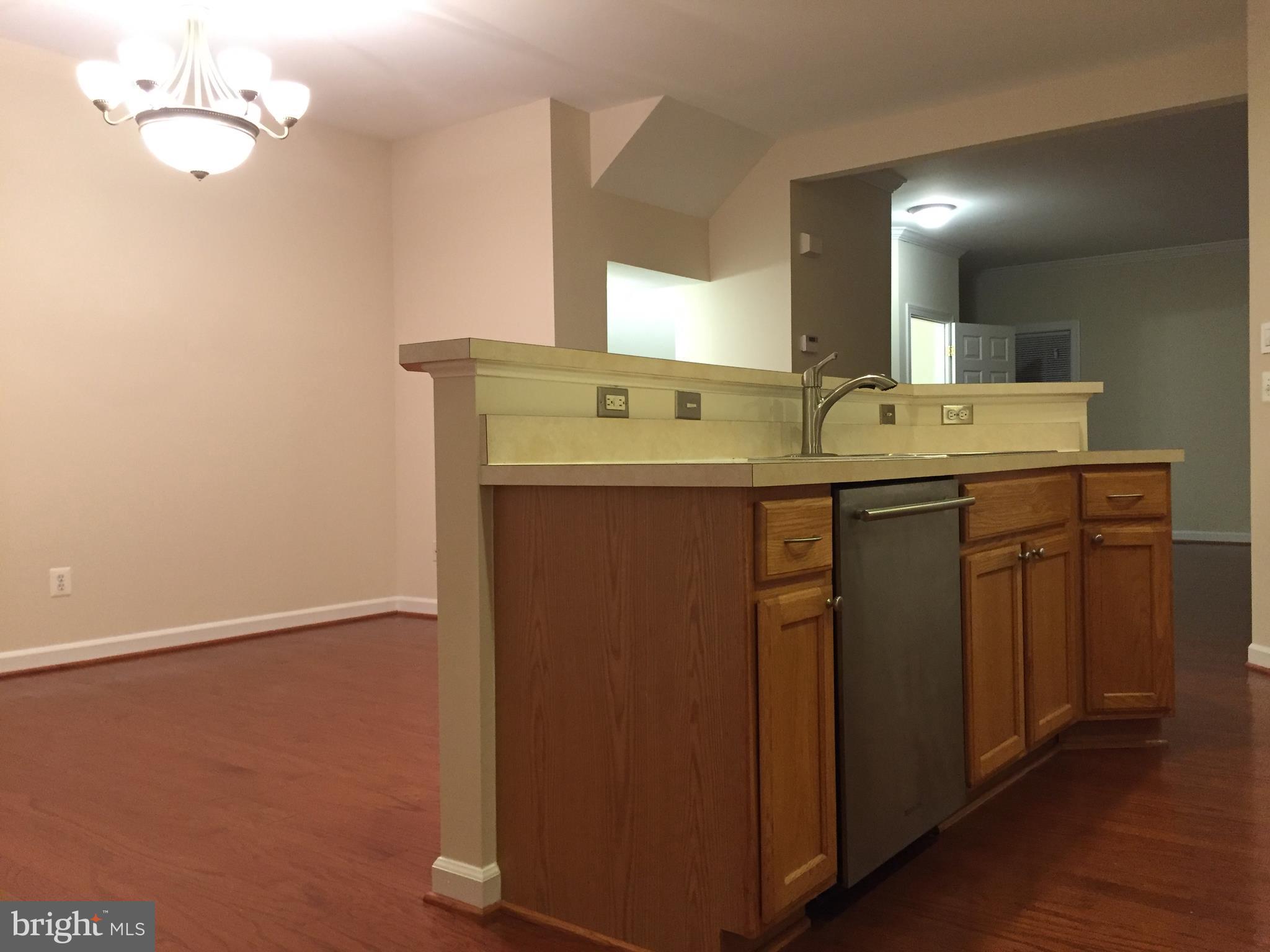 VIRGINIA OAKS - Residential Lease