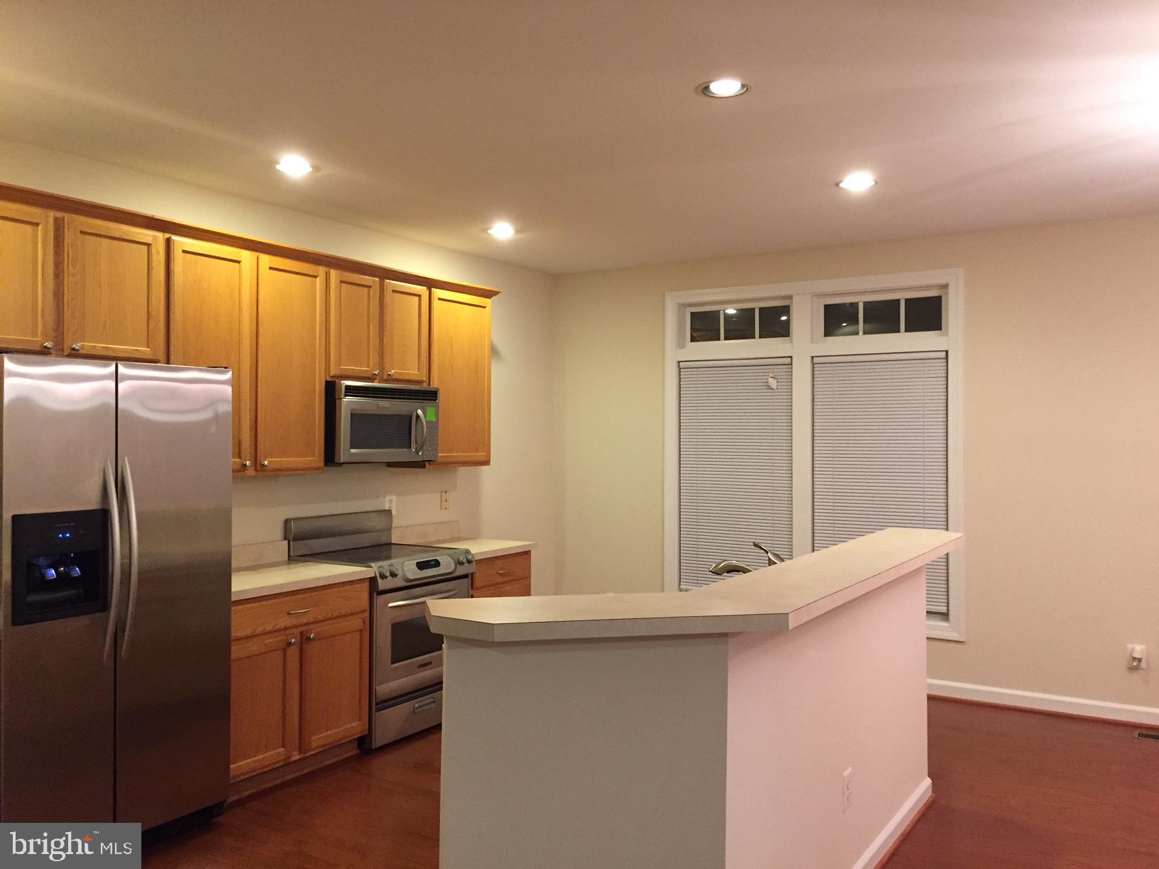 VIRGINIA OAKS - Residential Lease