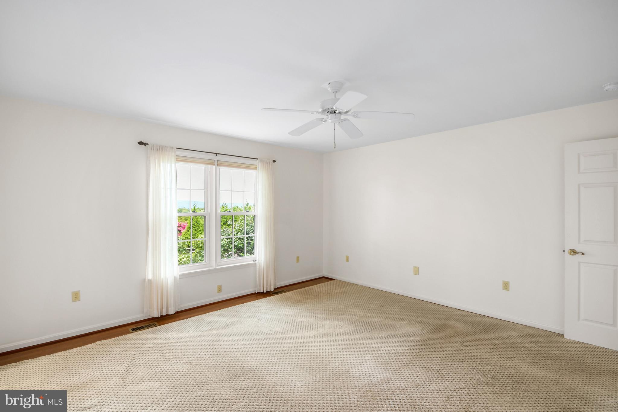 FOXFIELD AT MIDDLETOWN - Residential Lease