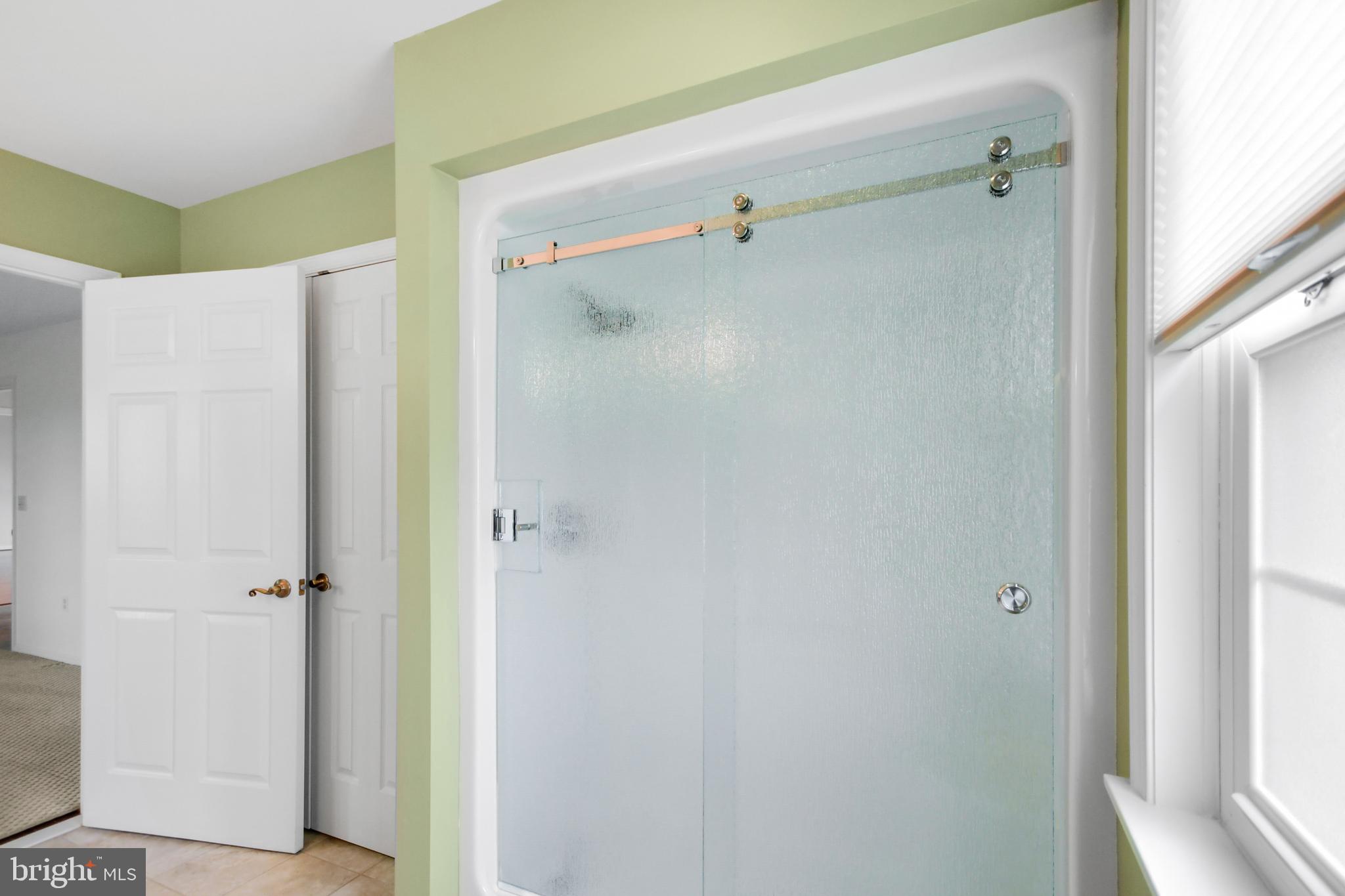 FOXFIELD AT MIDDLETOWN - Residential Lease