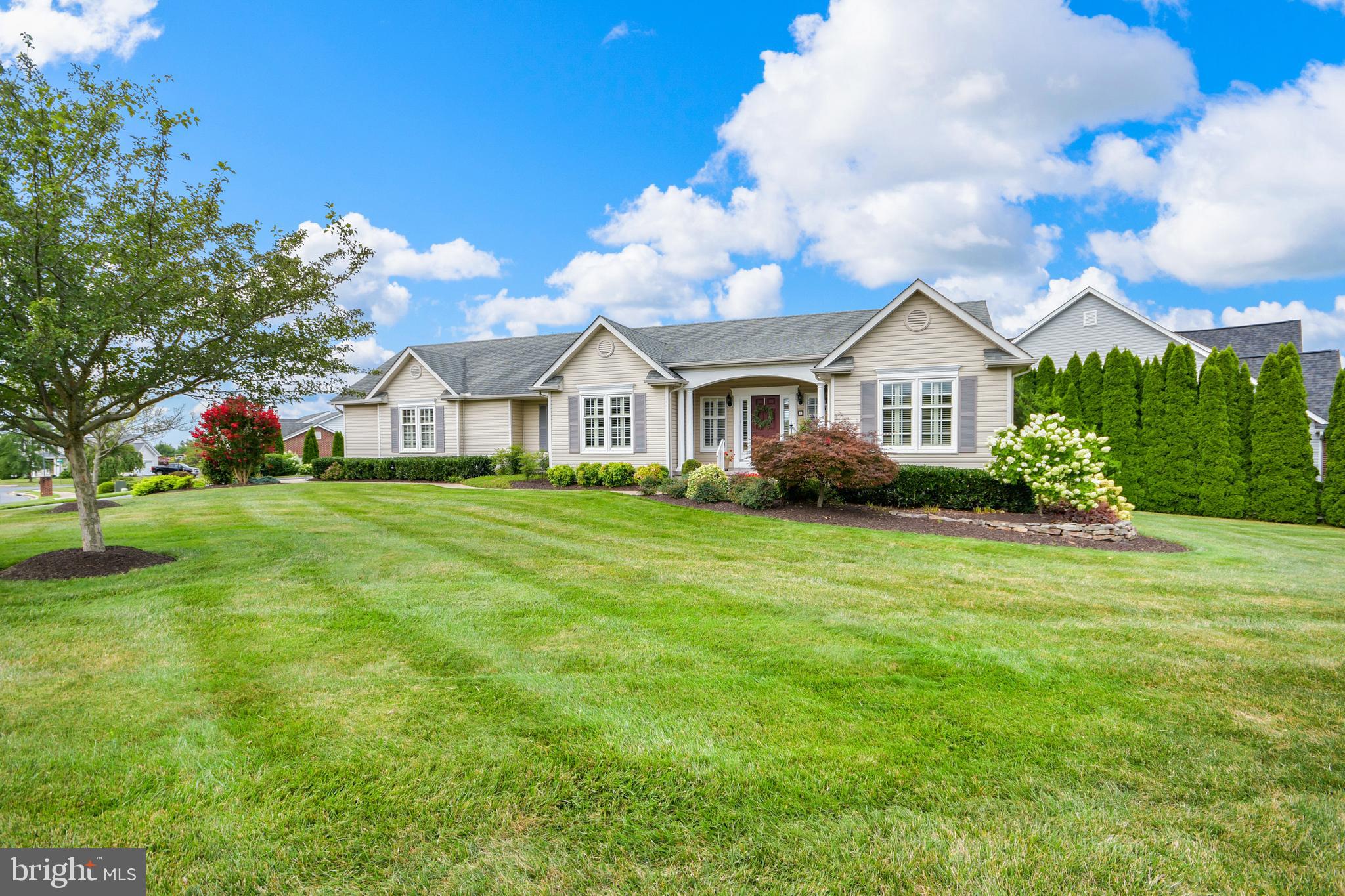 FOXFIELD AT MIDDLETOWN - Residential Lease