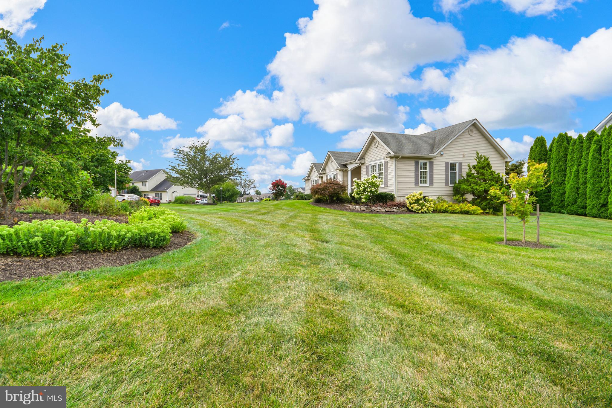 FOXFIELD AT MIDDLETOWN - Residential Lease