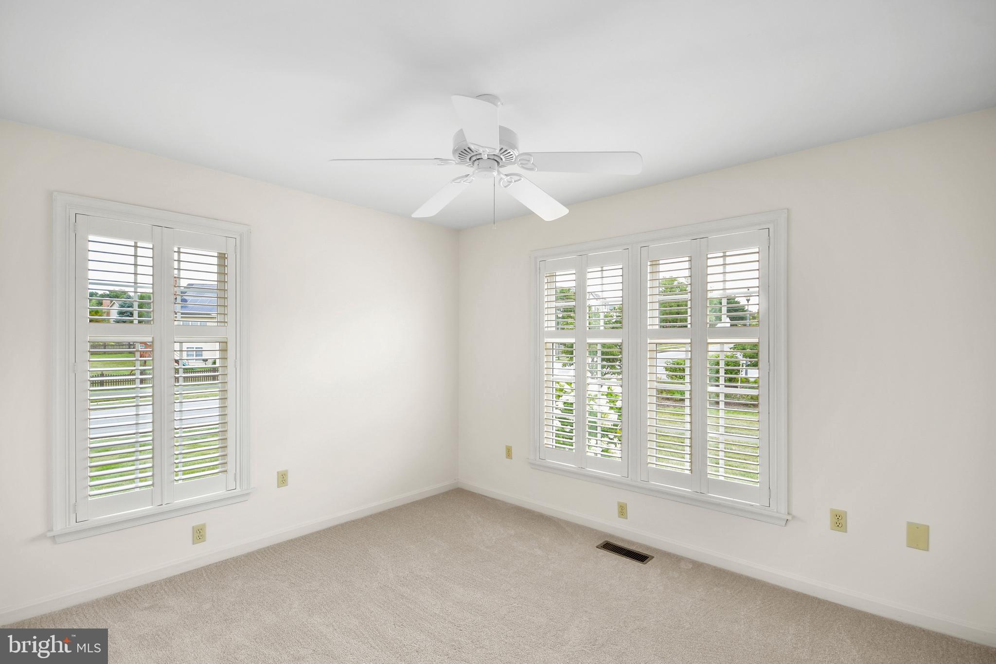 FOXFIELD AT MIDDLETOWN - Residential Lease