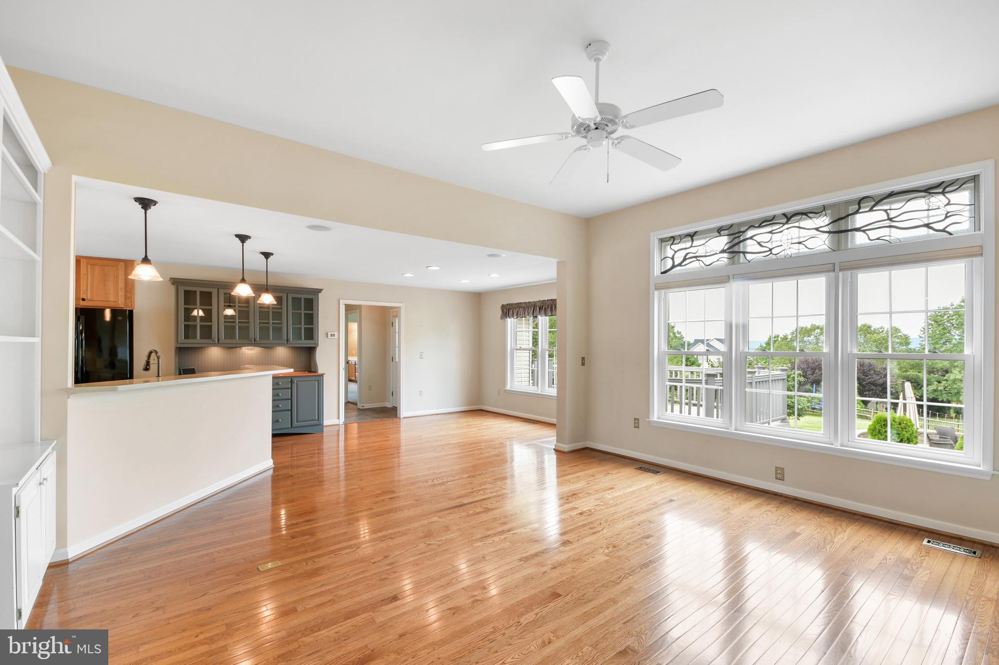 FOXFIELD AT MIDDLETOWN - Residential Lease