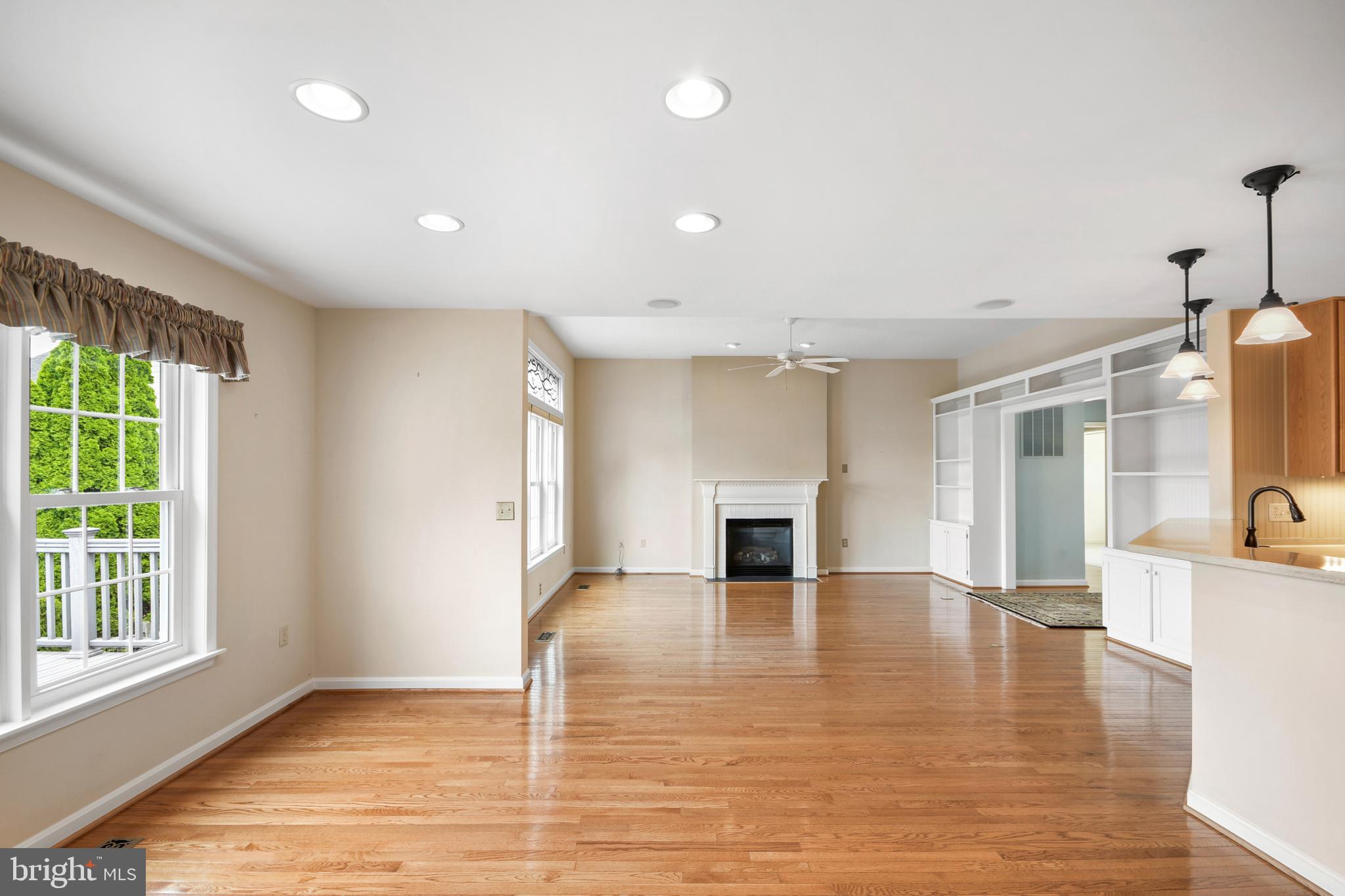 FOXFIELD AT MIDDLETOWN - Residential Lease