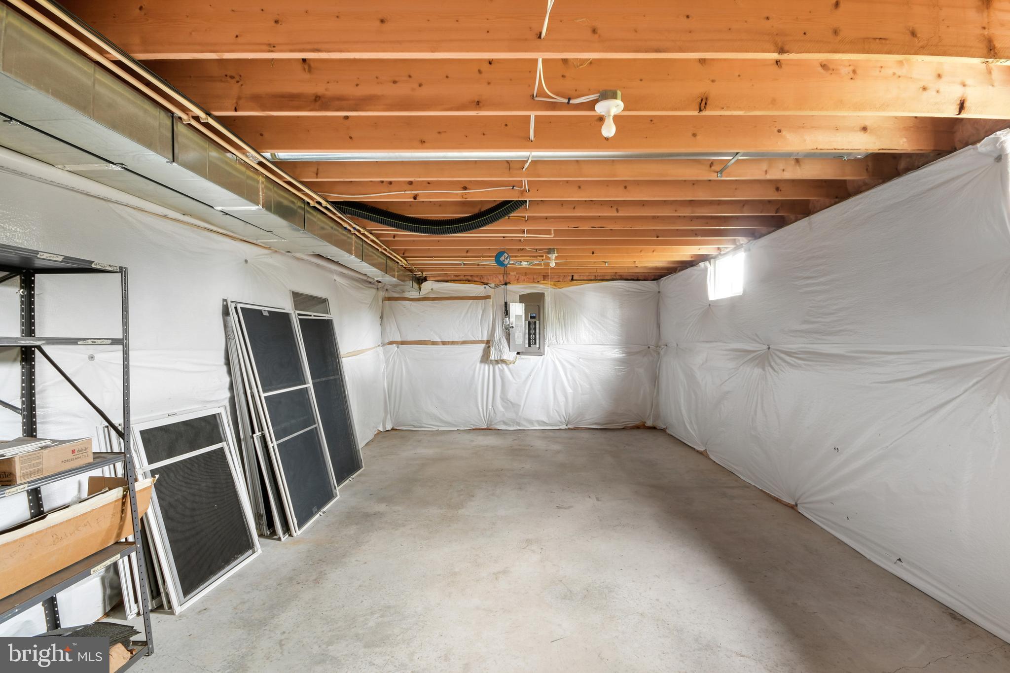 FOXFIELD AT MIDDLETOWN - Residential Lease