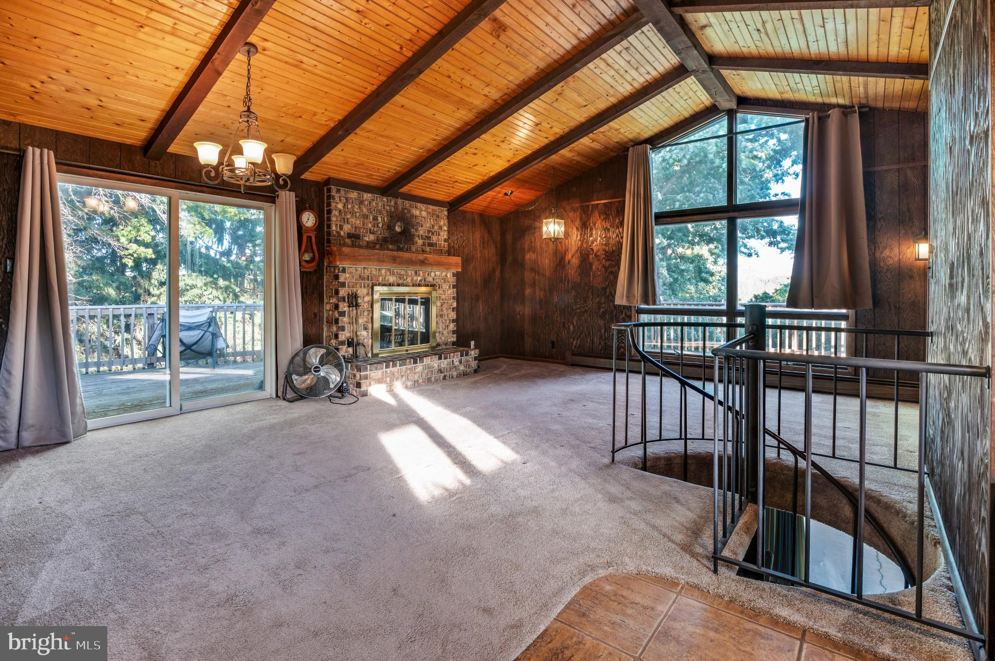 COOL HOLLOW ESTATES - Residential